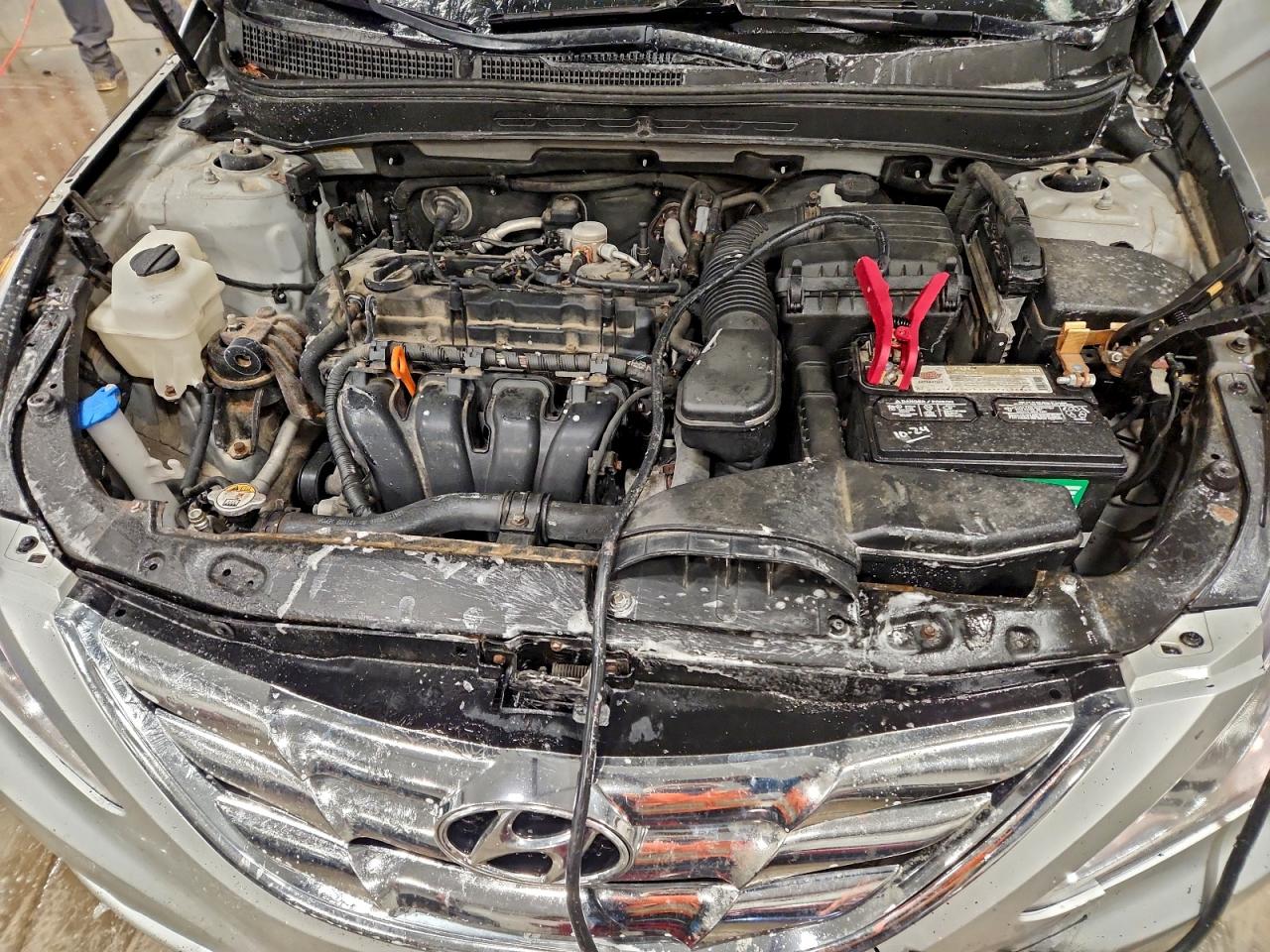 2013 HYUNDAI SONATA SE photo 11