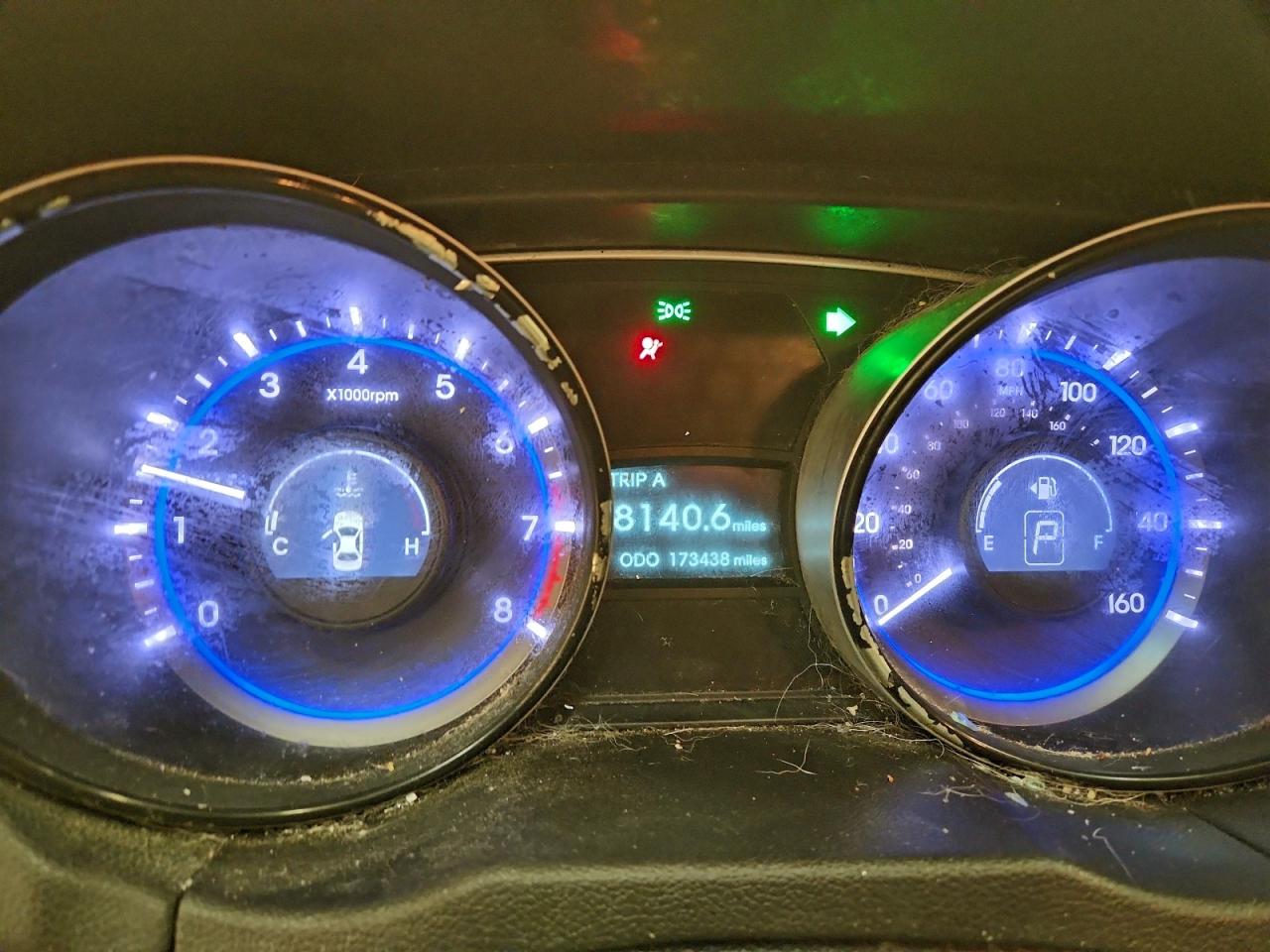 2013 HYUNDAI SONATA SE photo 9