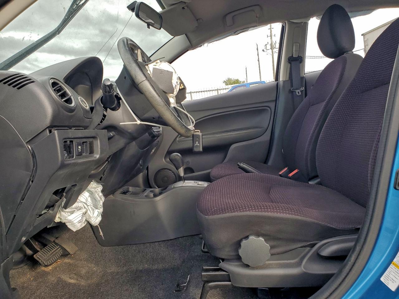 2014 MITSUBISHI MIRAGE ES photo 13