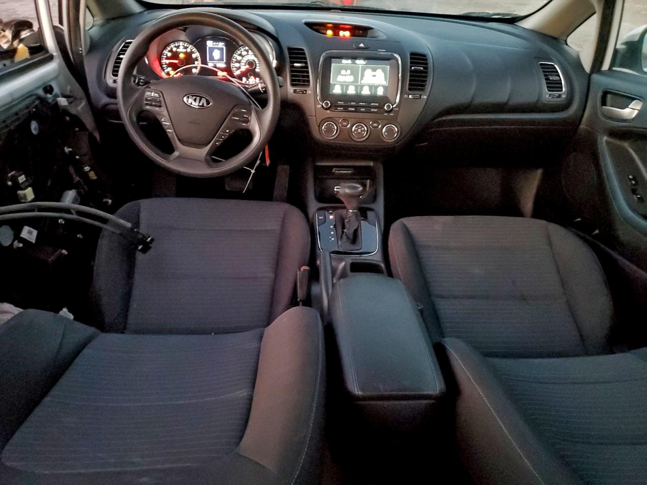 2018 KIA FORTE LX photo 15
