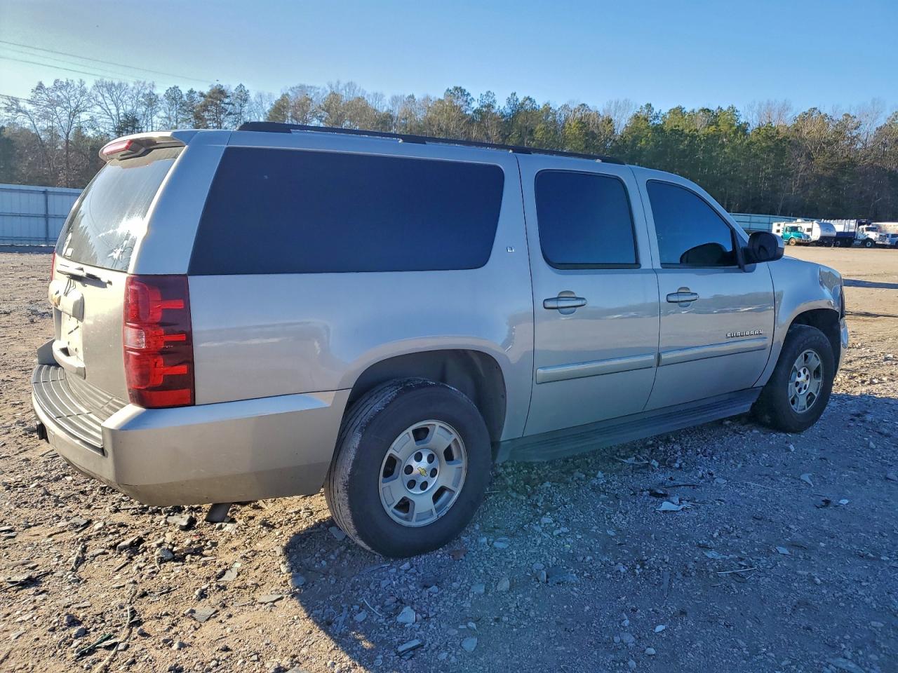 2007 CHEVROLET SUBURBAN C1500 photo 3