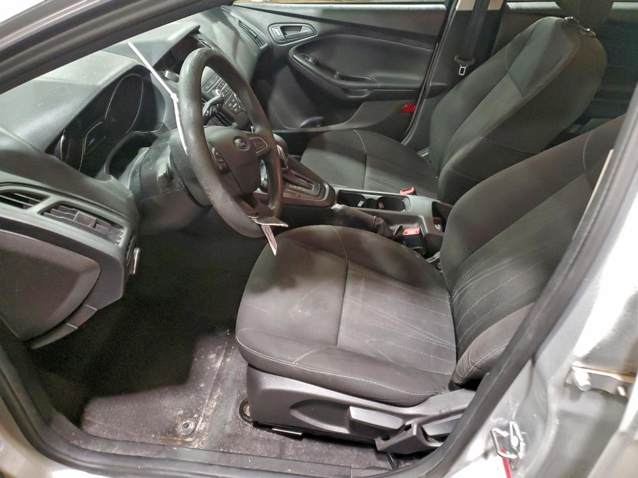 2018 FORD FOCUS S photo 19