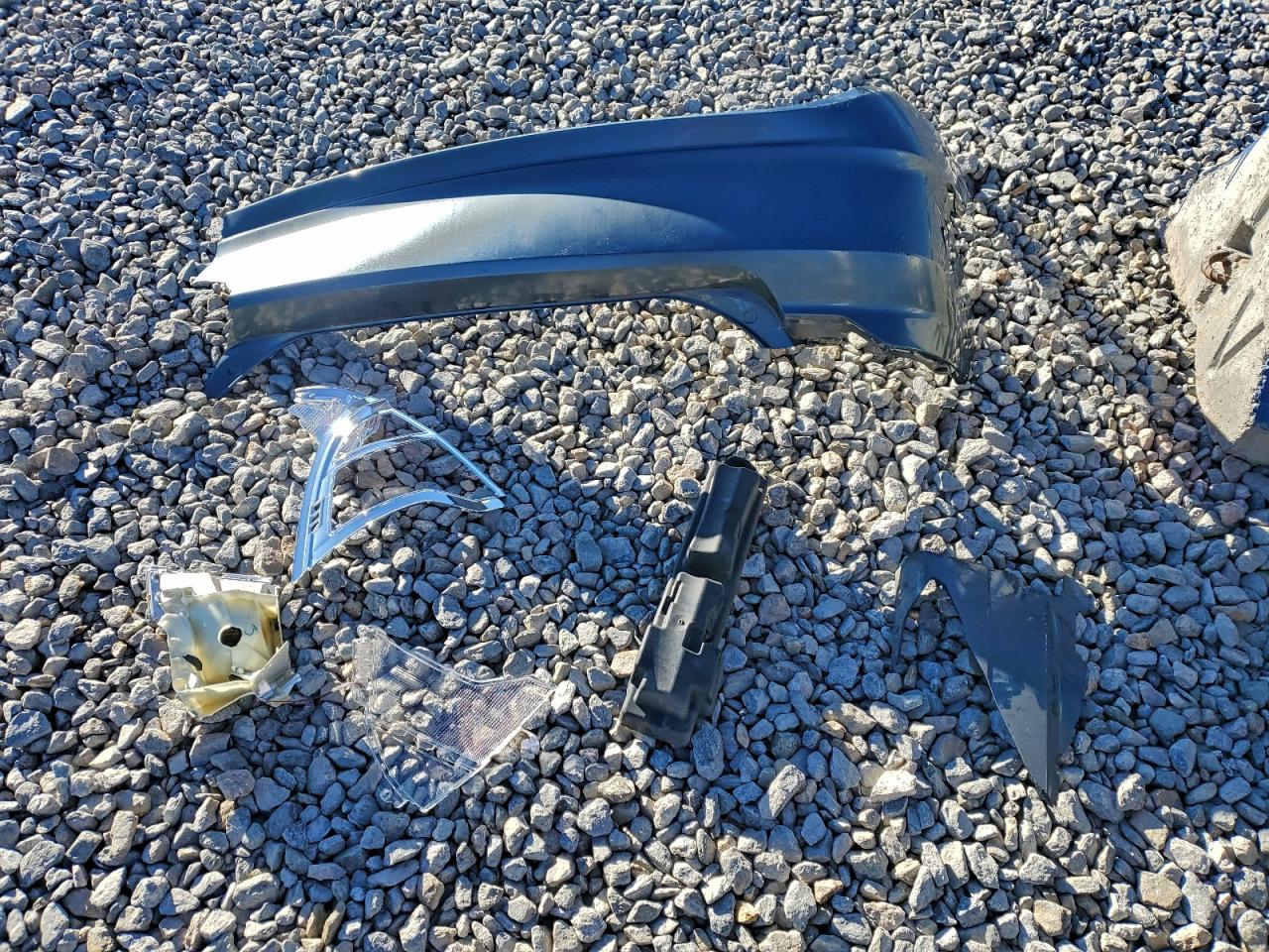 2012 FORD FUSION SE photo 23