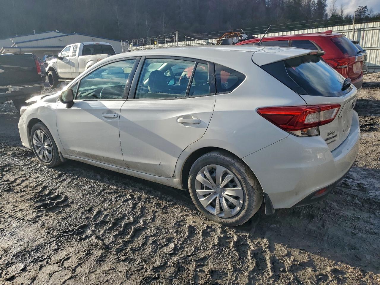 2017 SUBARU IMPREZA photo 2