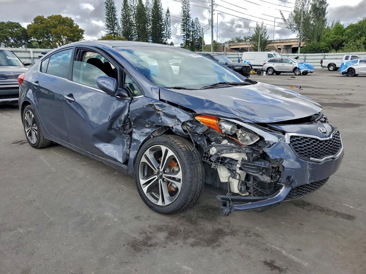 2014 KIA FORTE EX photo 7