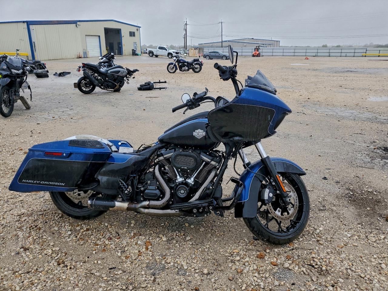 2022 HARLEY-DAVIDSON FLTRXS