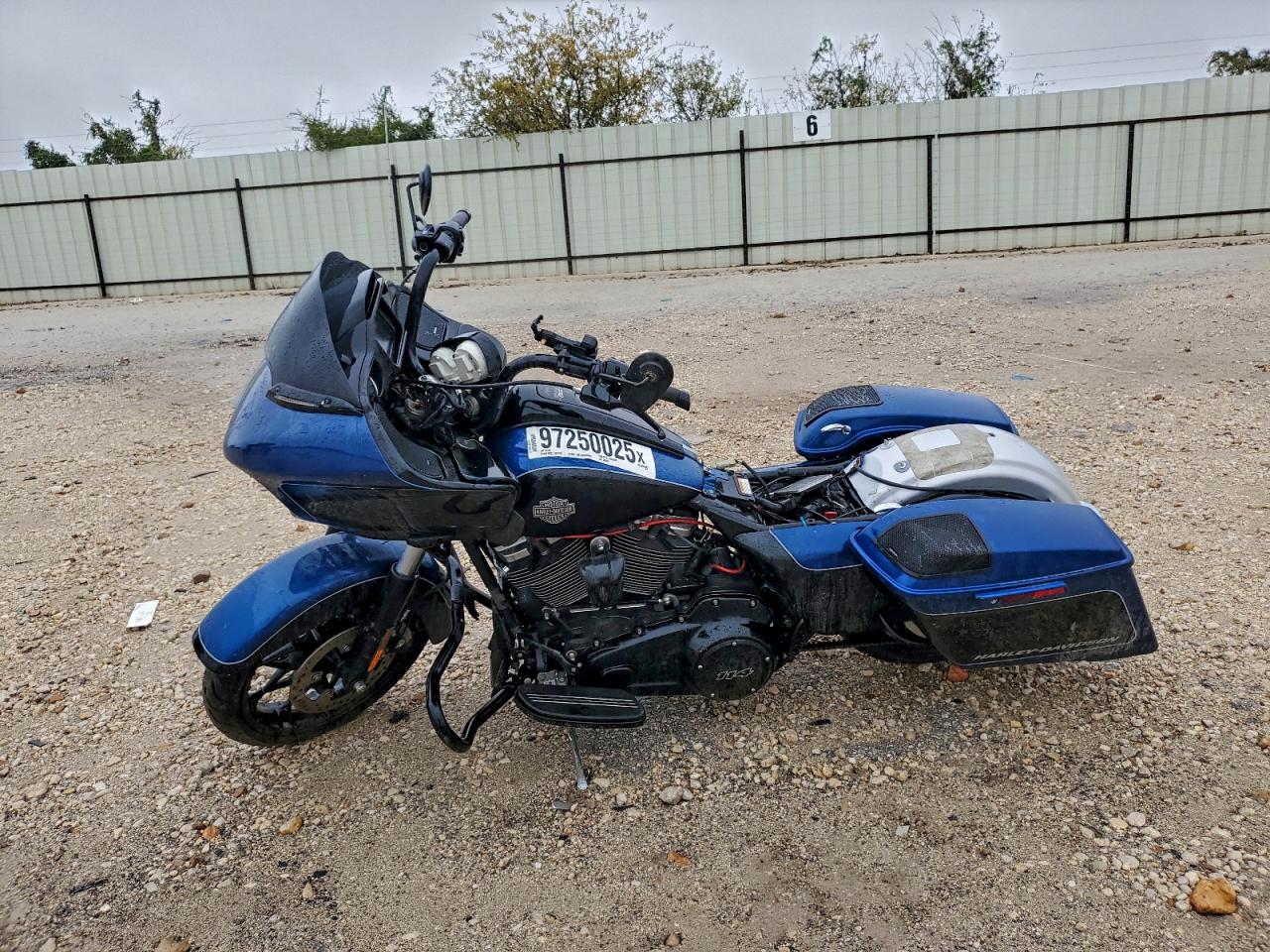 2022 HARLEY-DAVIDSON FLTRXS photo 7