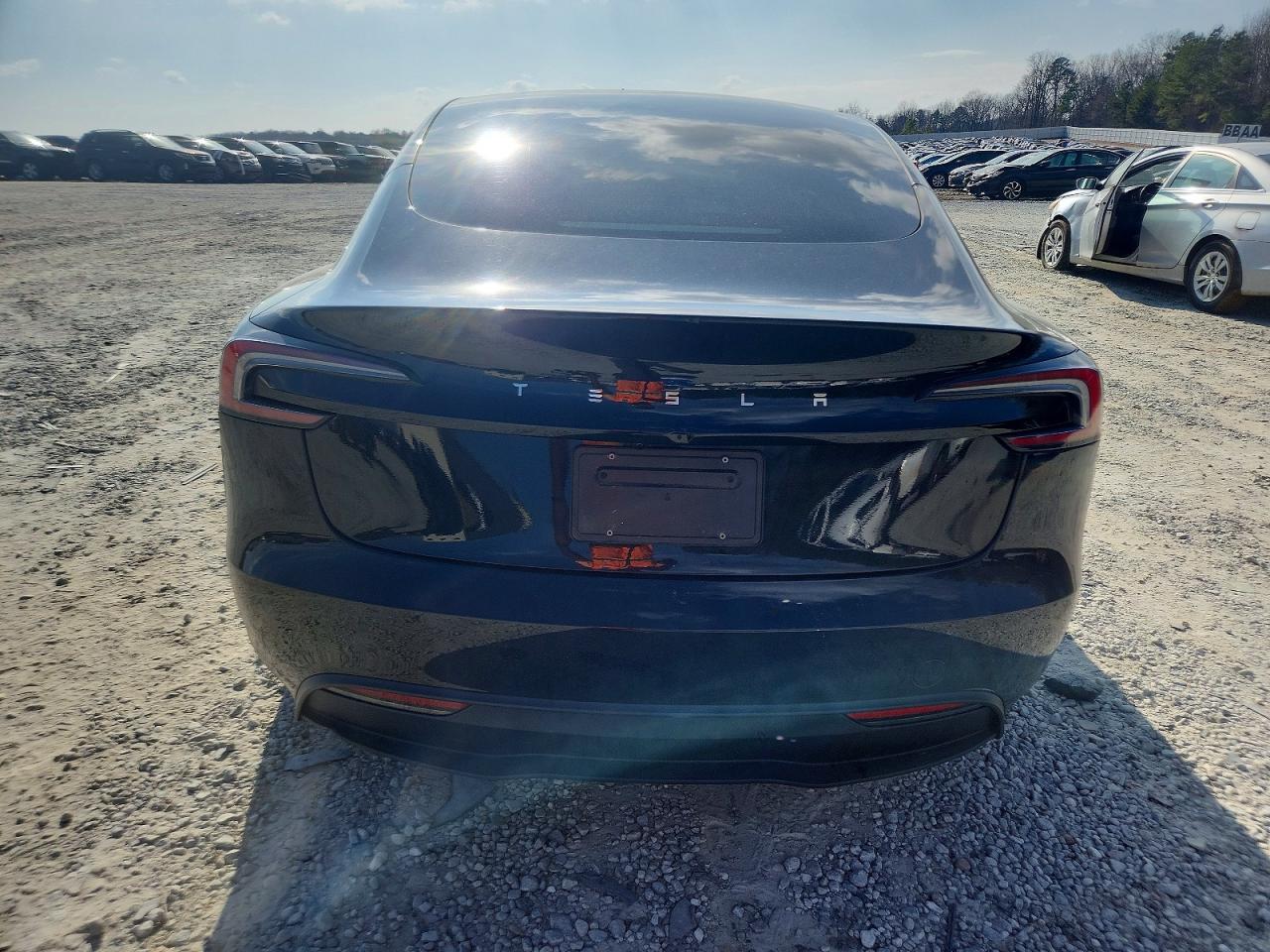 2024 TESLA MODEL 3 photo 6