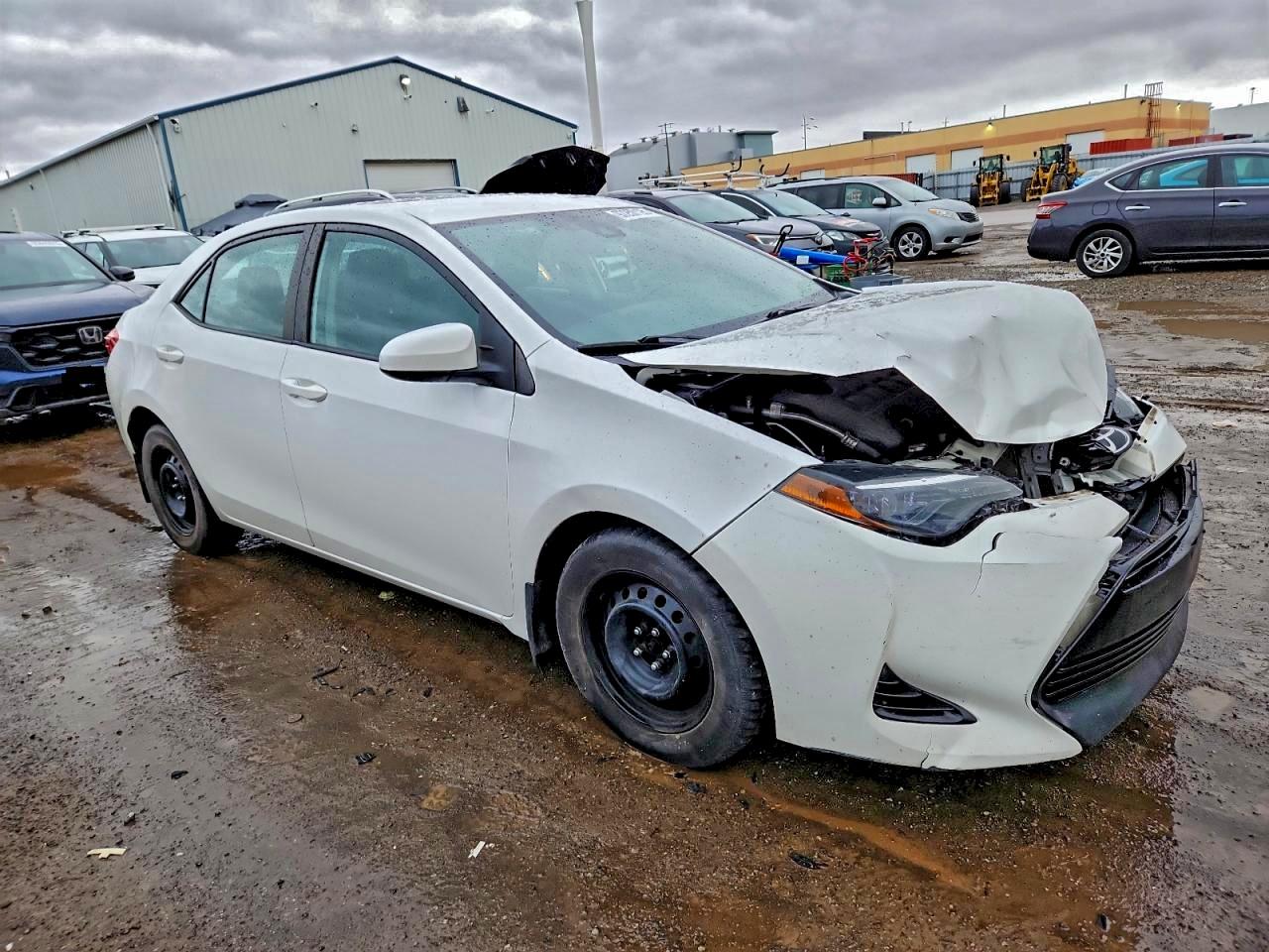 2018 TOYOTA COROLLA L photo 4