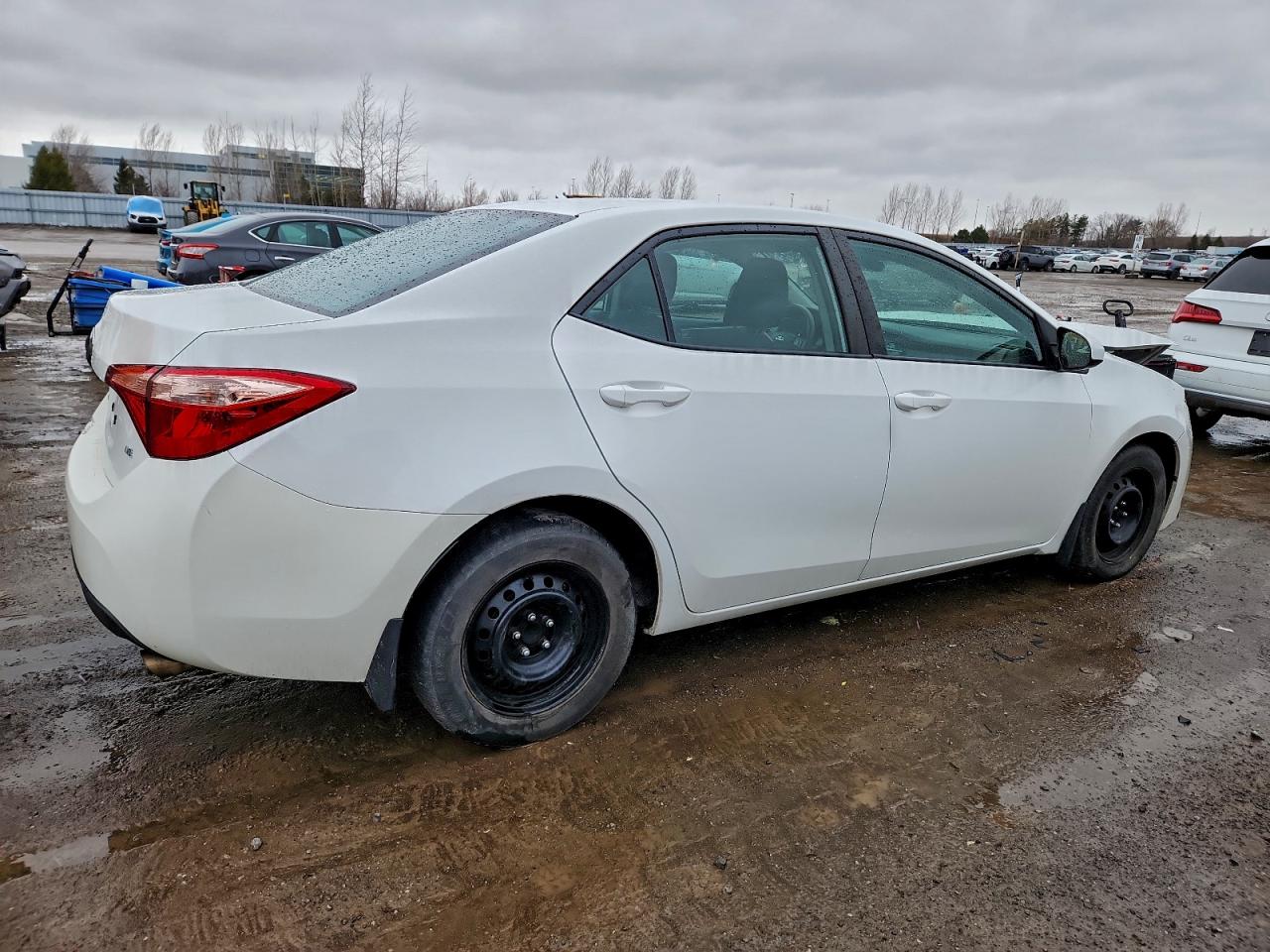 2018 TOYOTA COROLLA L photo 3