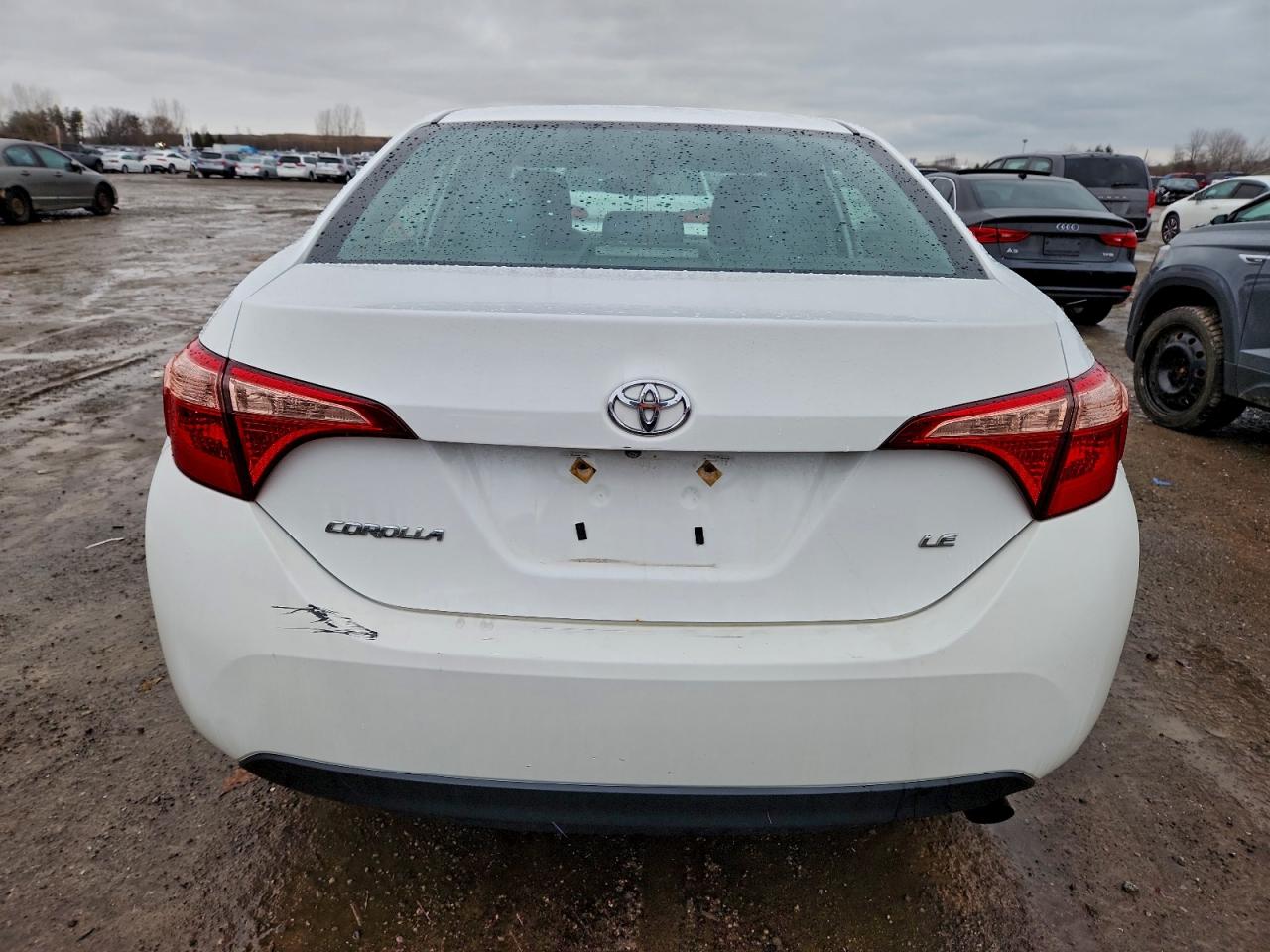 2018 TOYOTA COROLLA L photo 6