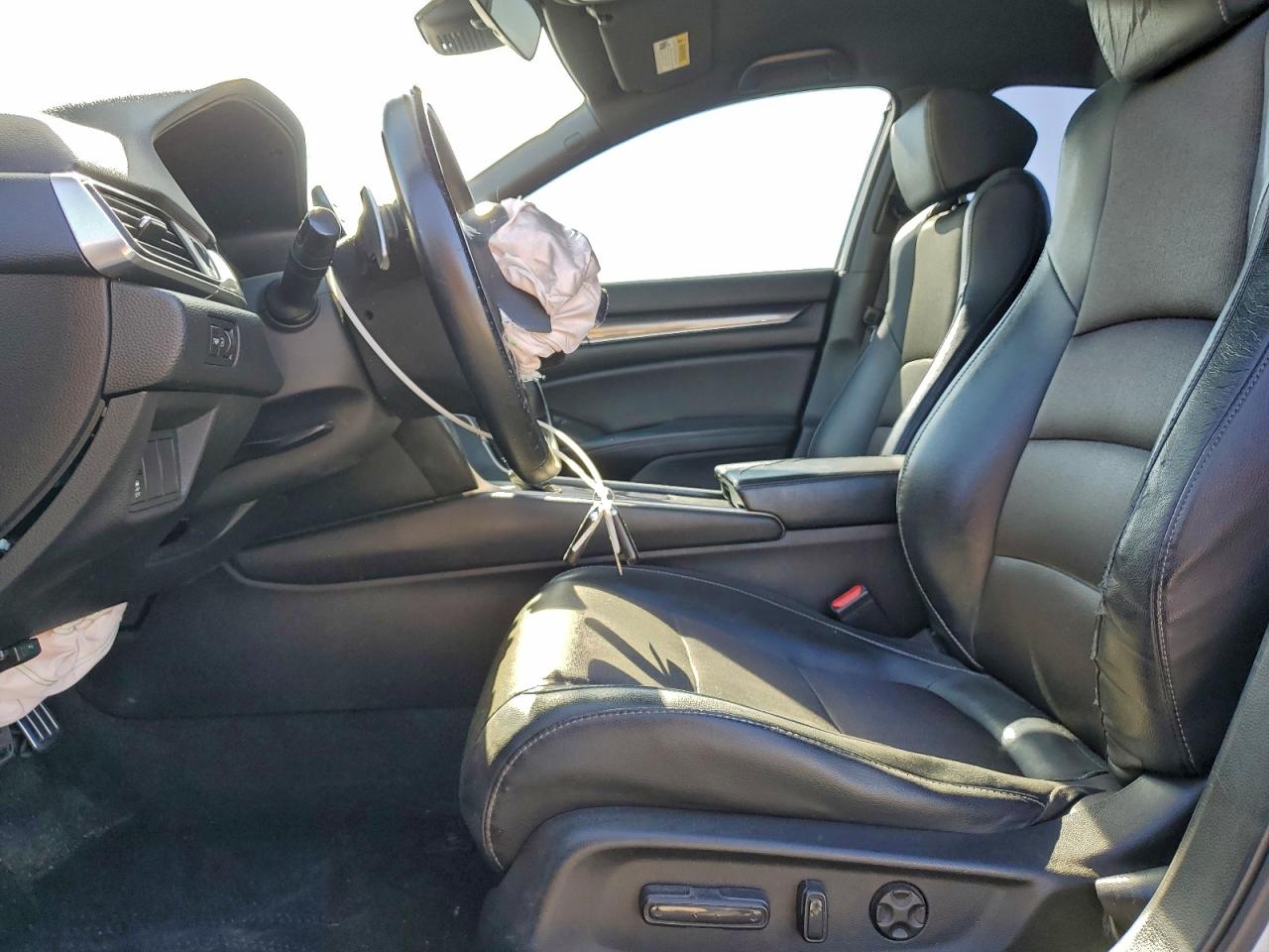 2018 HONDA ACCORD SPORT photo 7