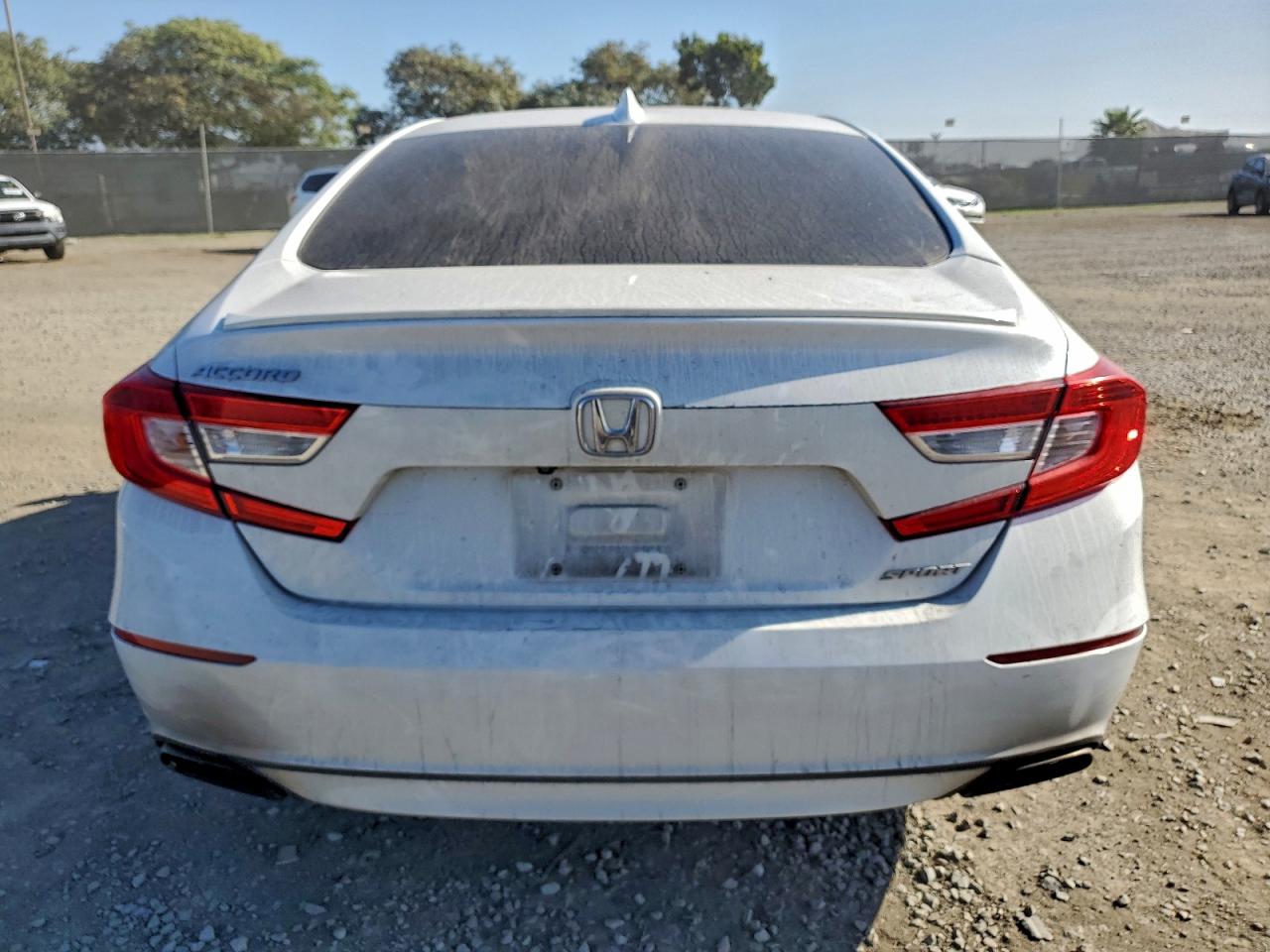 2018 HONDA ACCORD SPORT photo 6