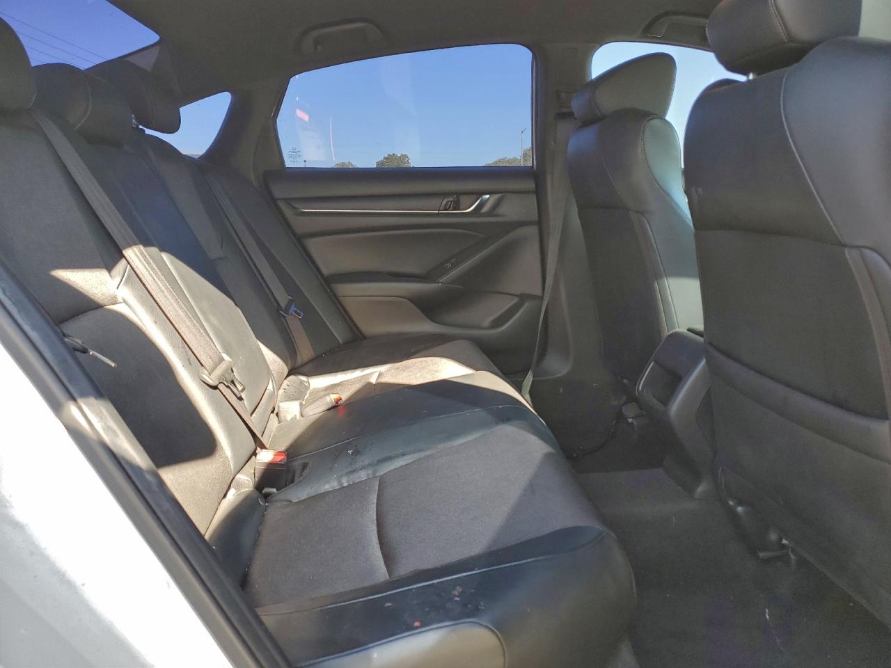 2018 HONDA ACCORD SPORT photo 10