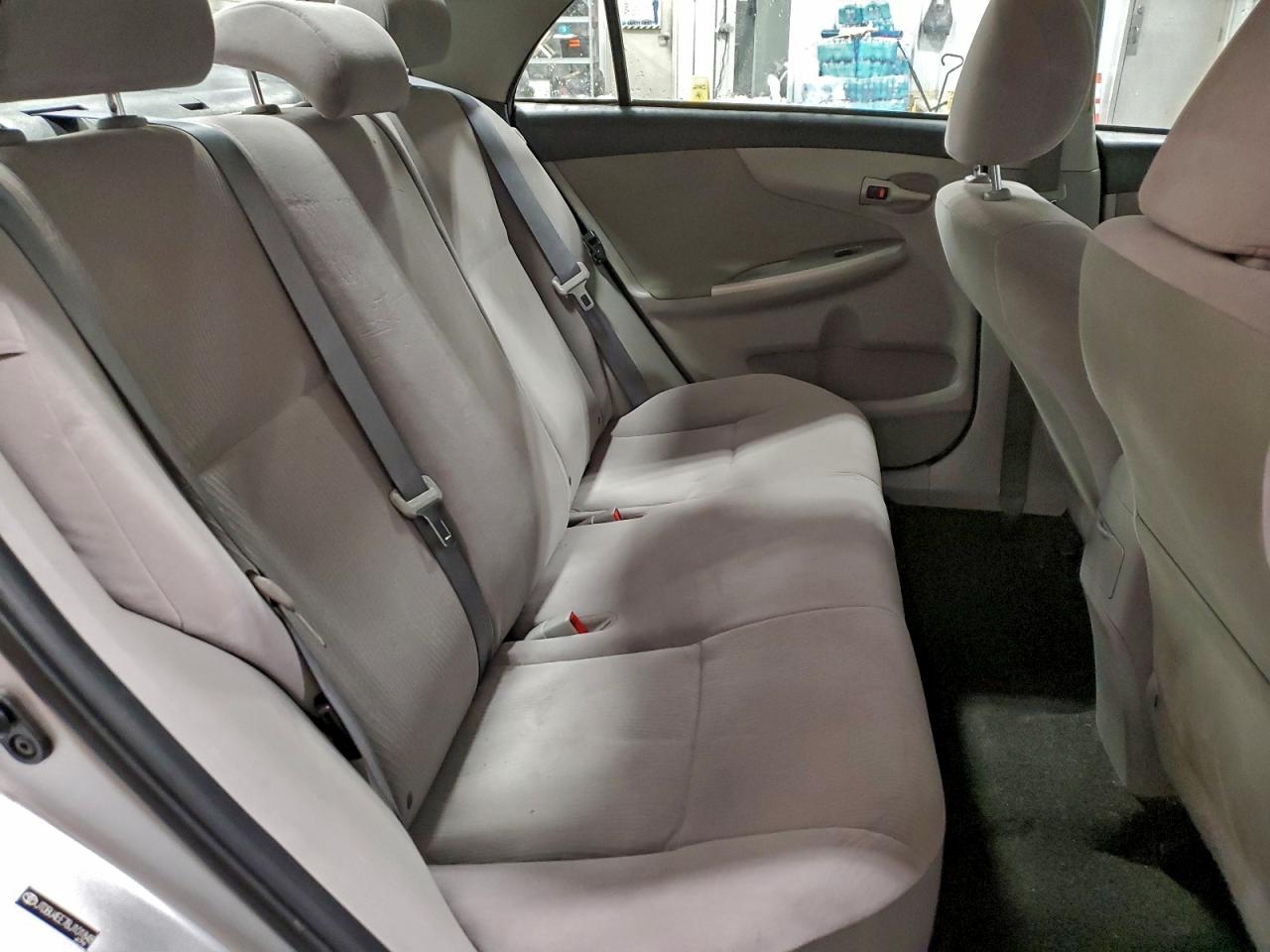 2011 TOYOTA COROLLA BASE photo 10