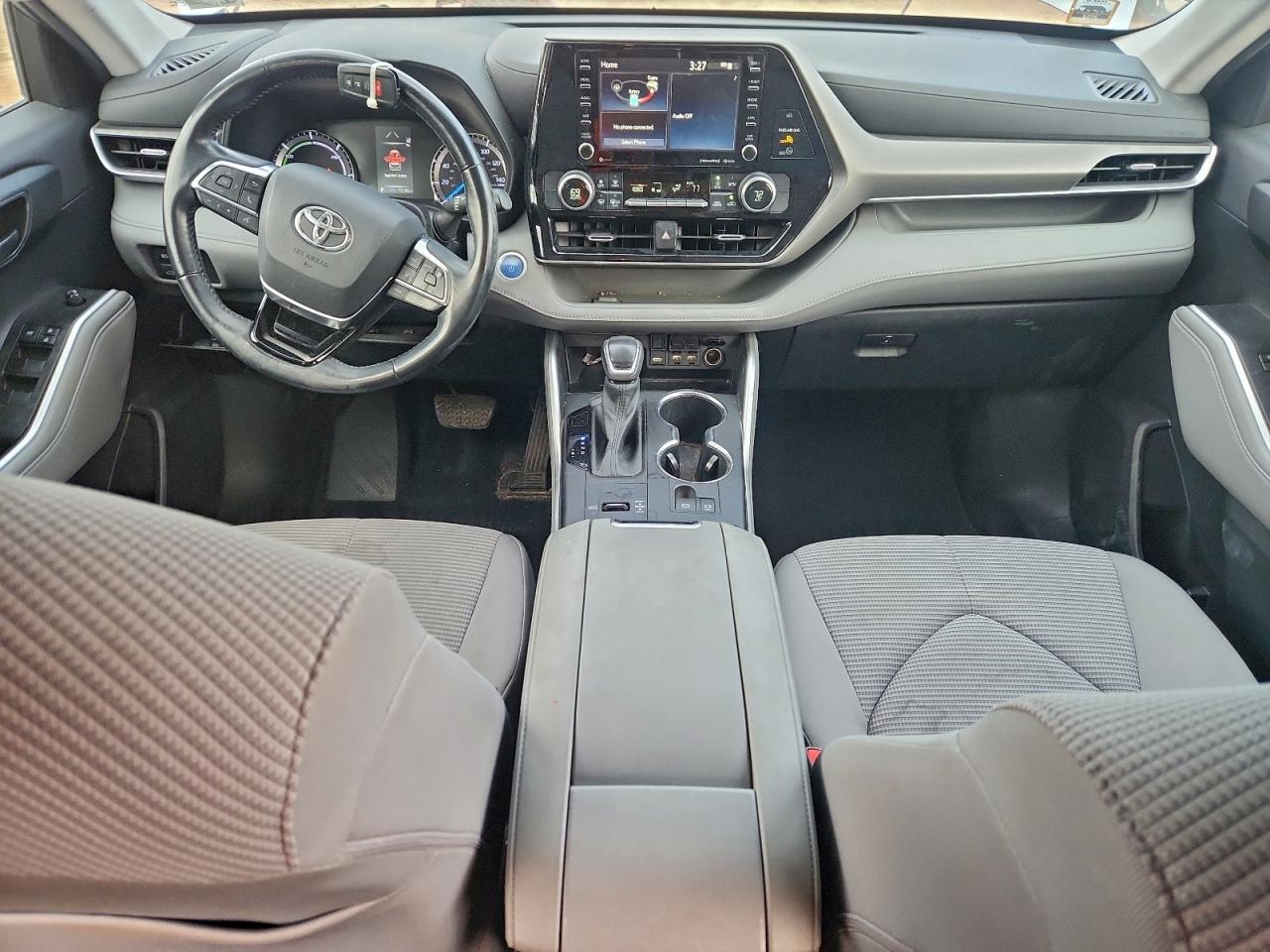 2020 TOYOTA HIGHLANDER HYBRID LE photo 22