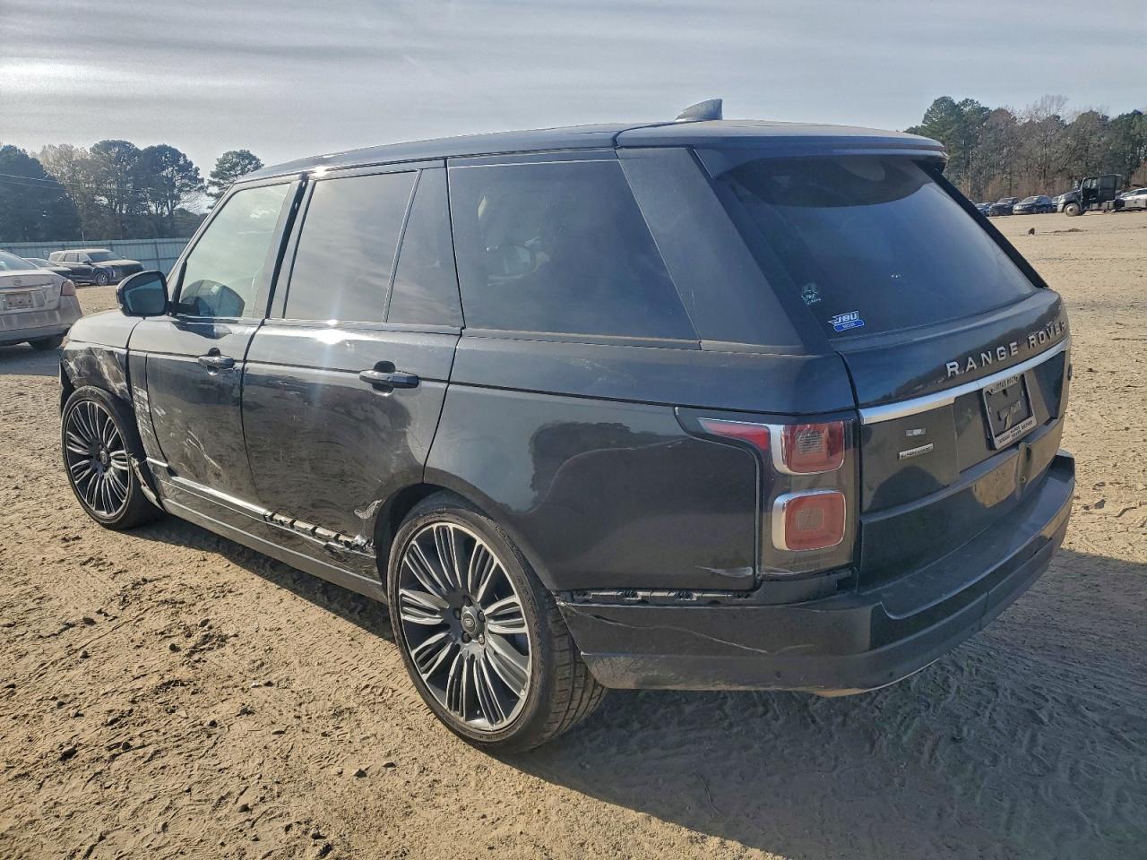 2019 LAND ROVER RANGE ROVER SUPERCHARGED photo 3