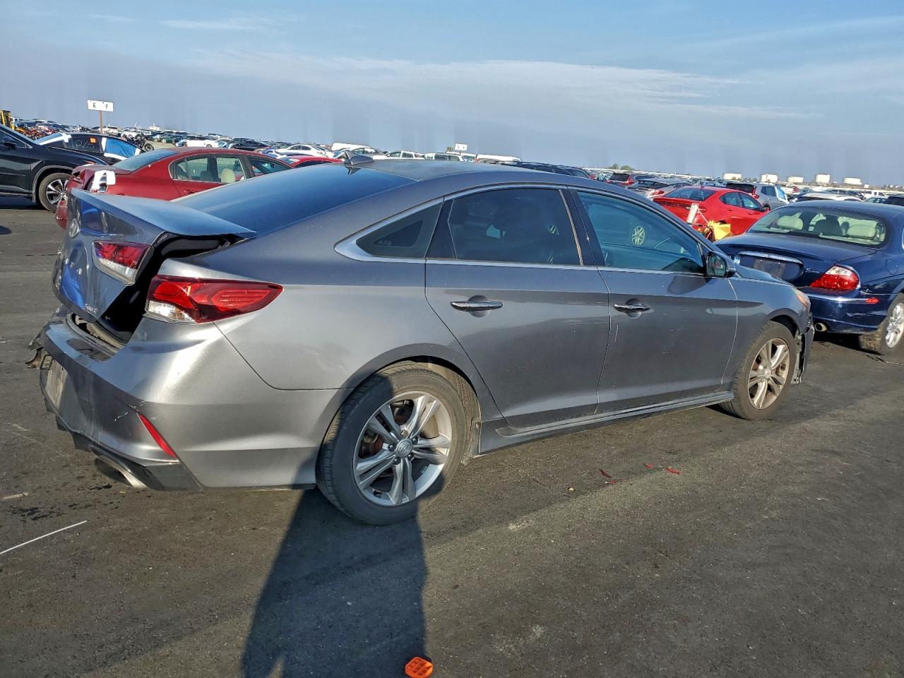 2018 HYUNDAI SONATA SPORT photo 7