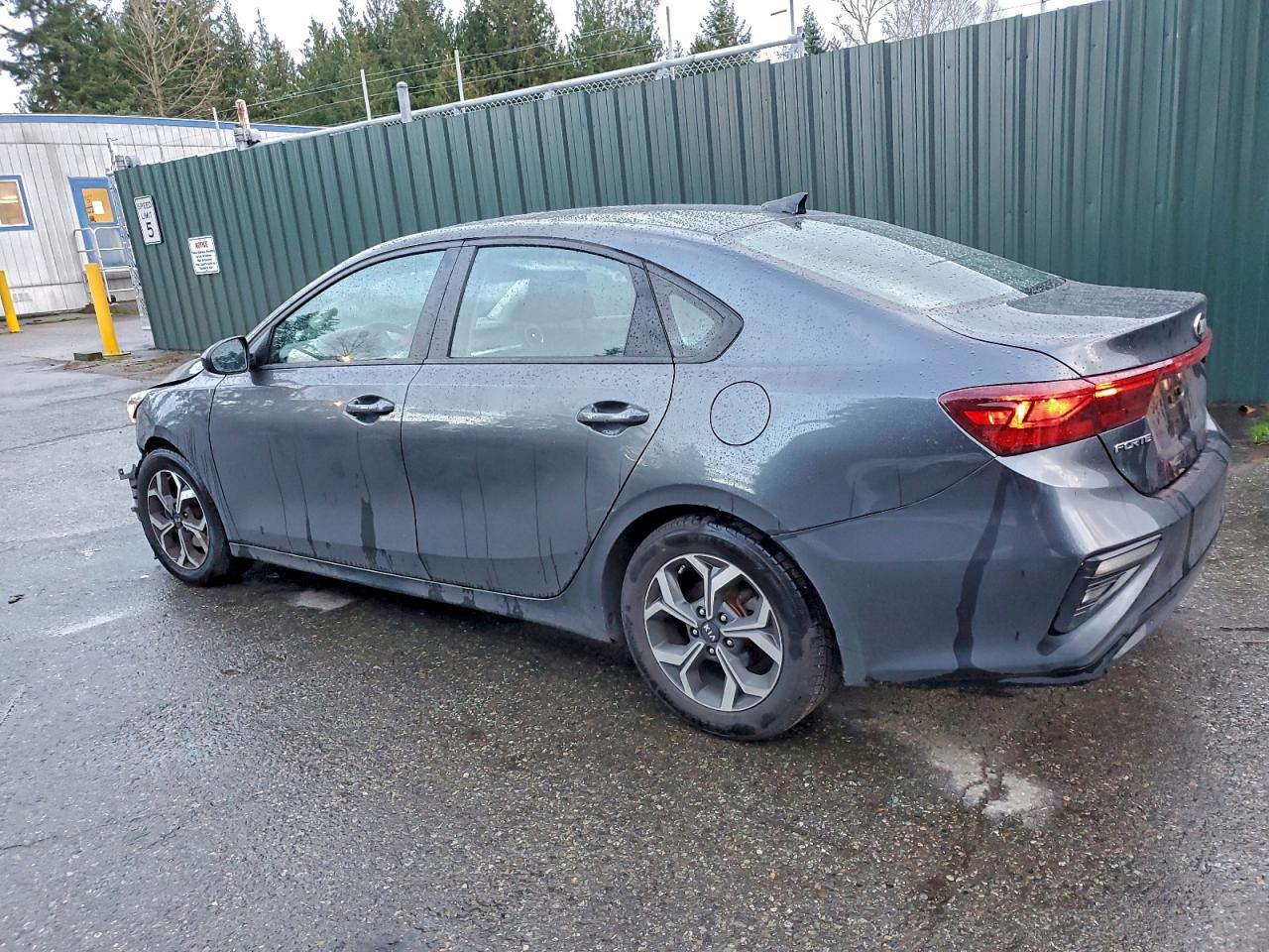 2019 KIA FORTE FE photo 2