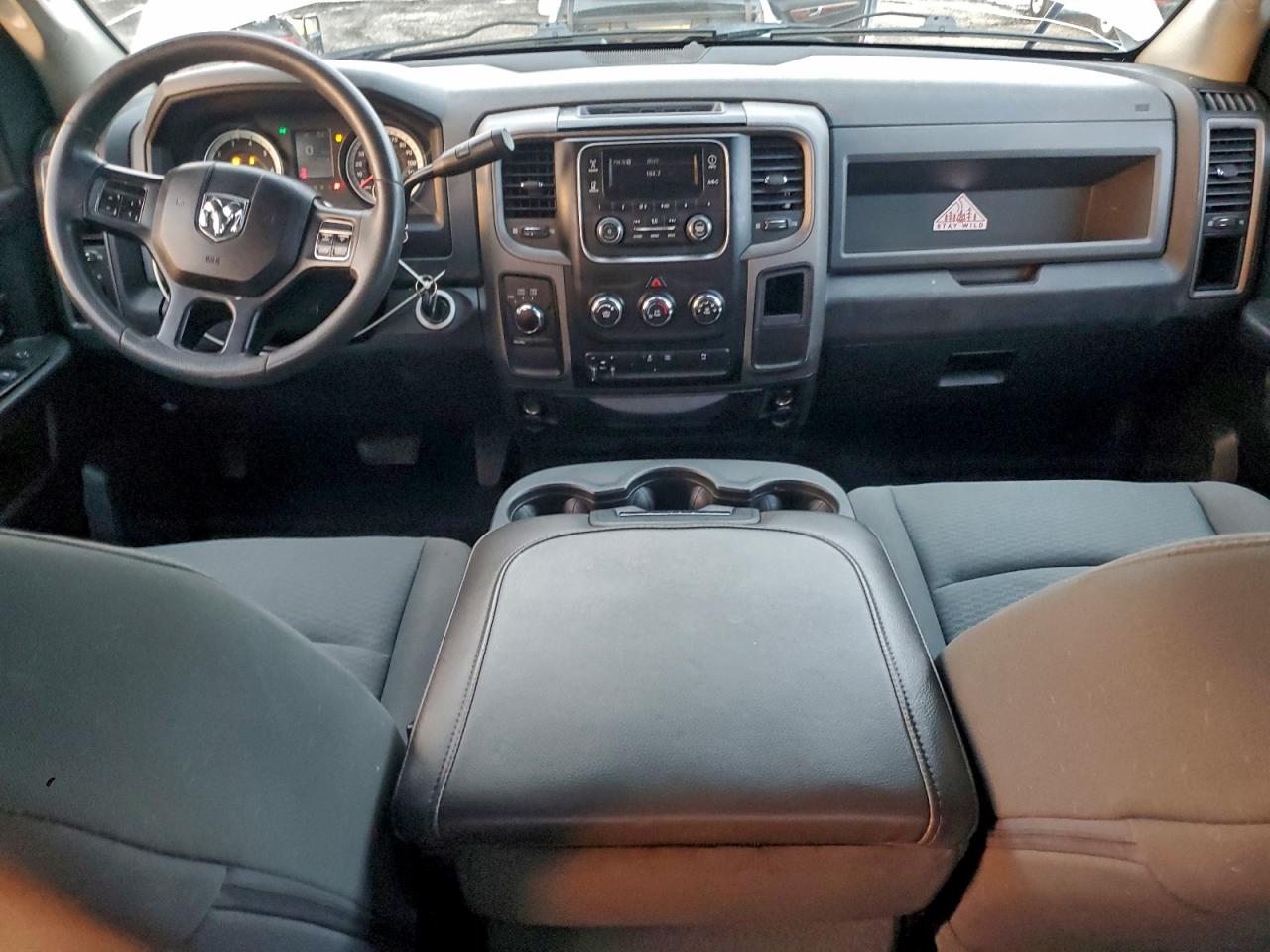 2013 RAM 1500 ST photo 8