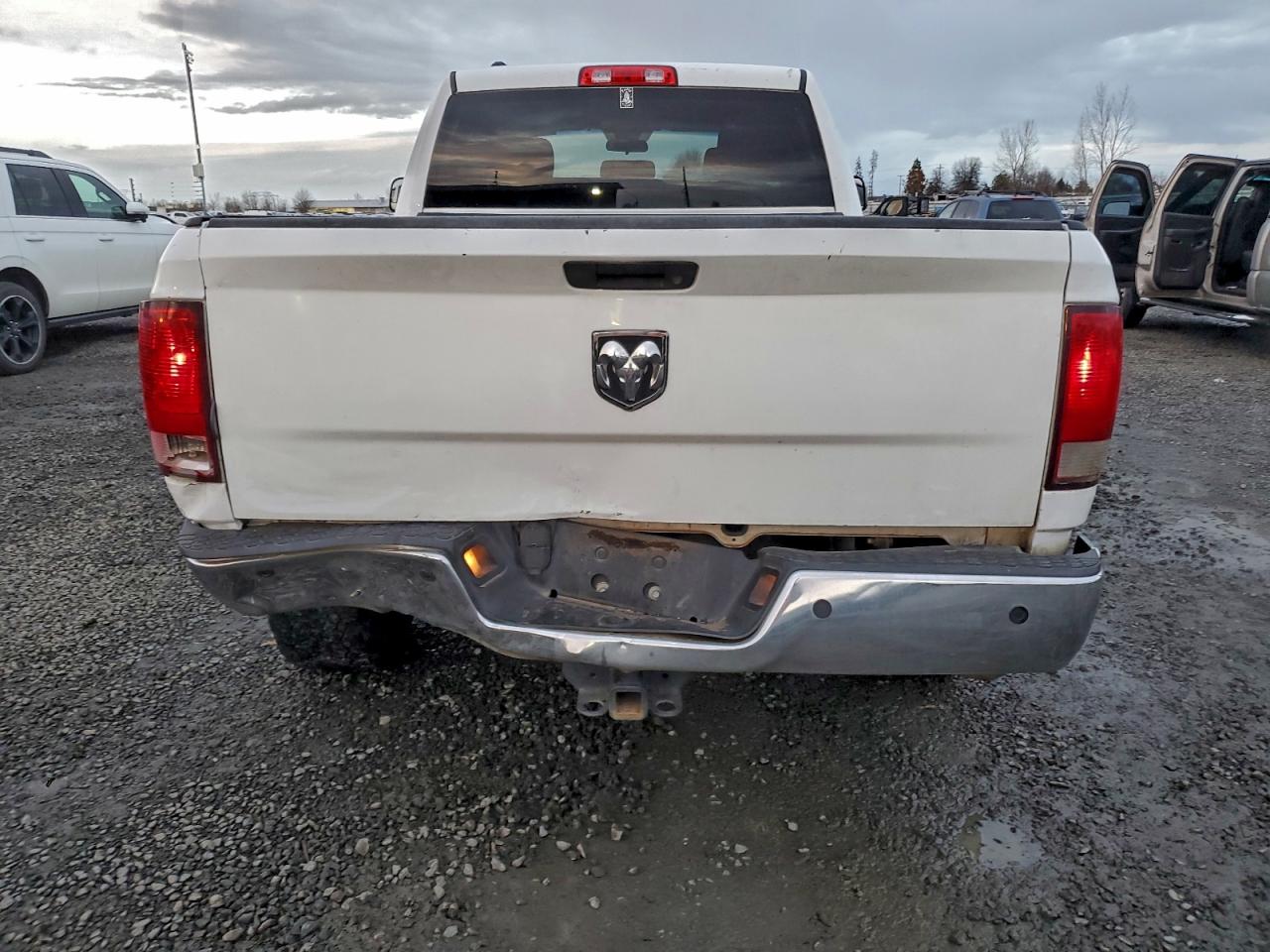 2013 RAM 1500 ST photo 6