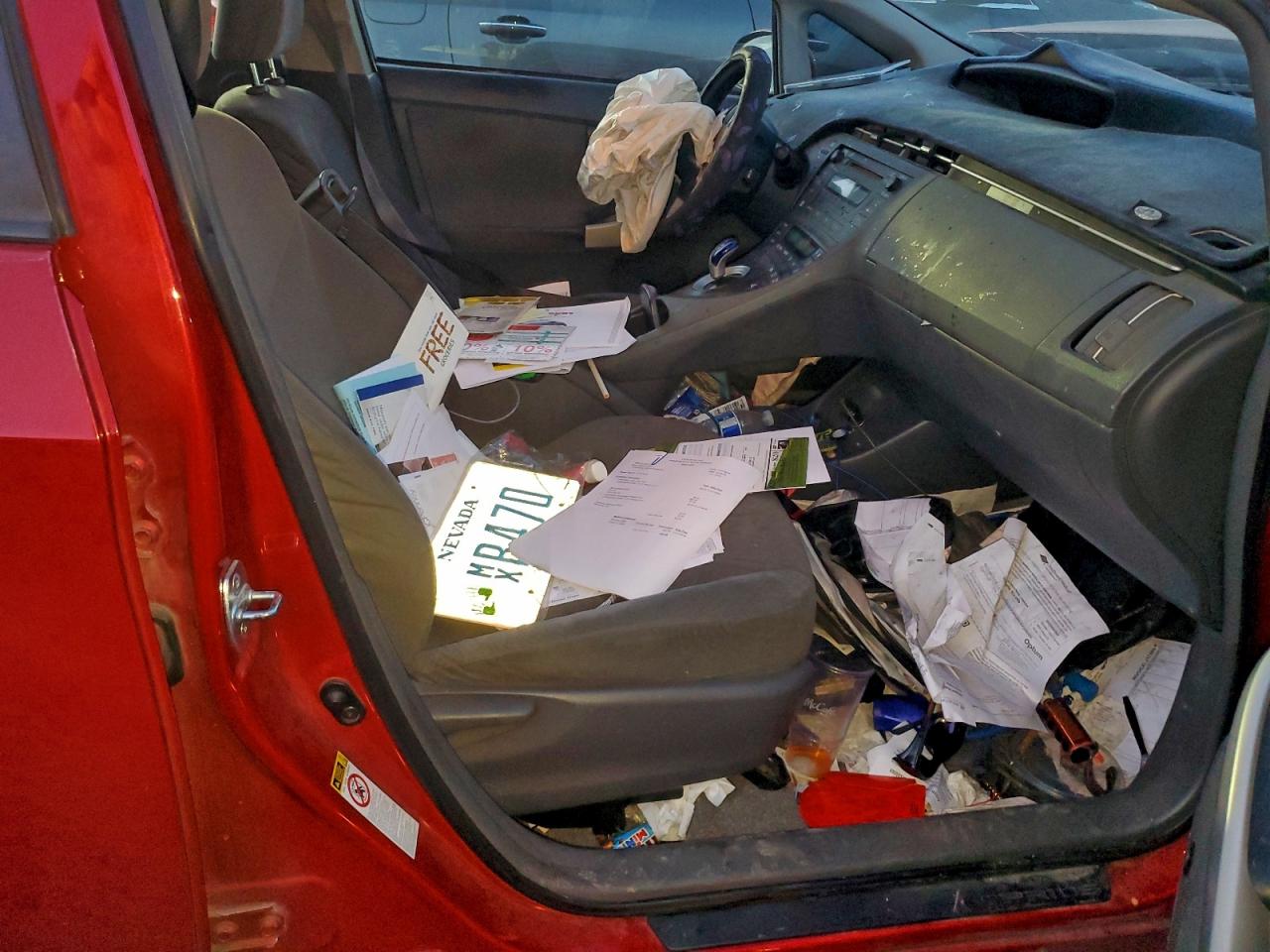 2011 TOYOTA PRIUS photo 13