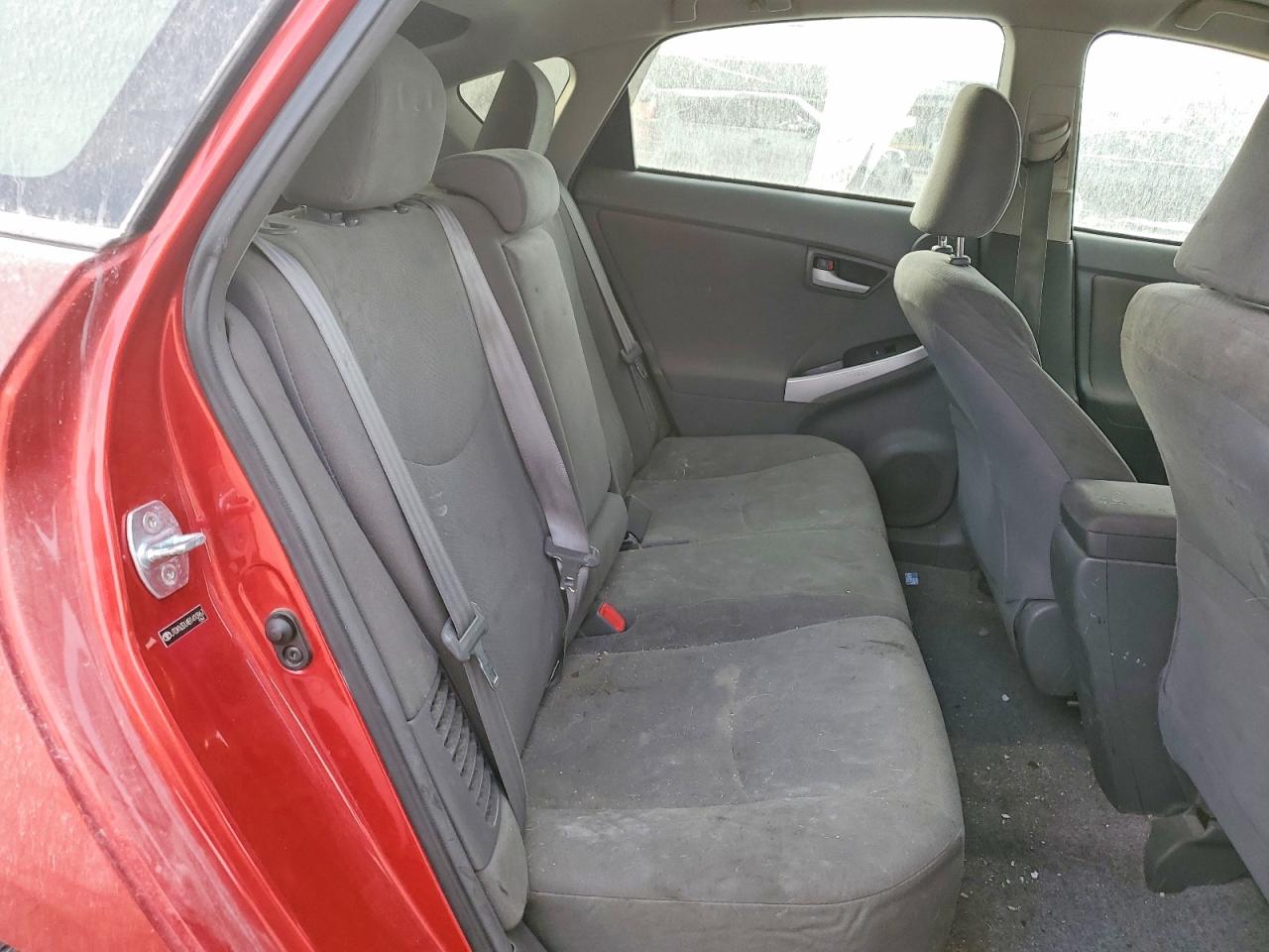 2011 TOYOTA PRIUS photo 11