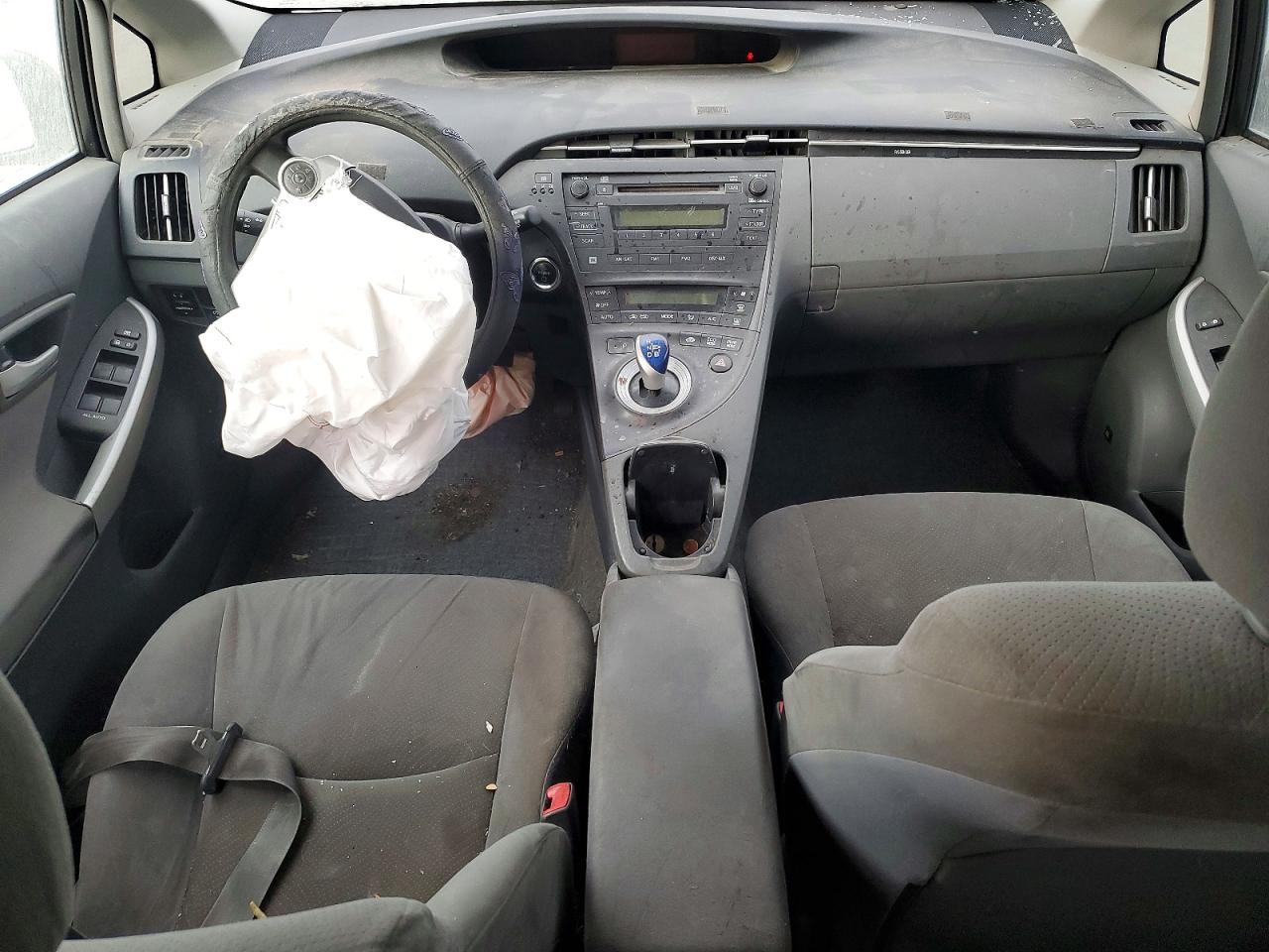 2011 TOYOTA PRIUS photo 8