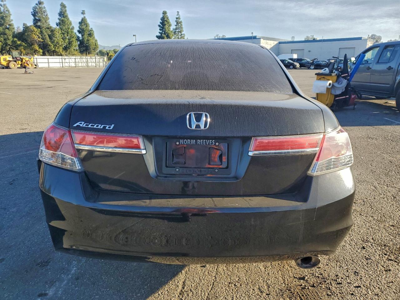 2011 HONDA ACCORD LX photo 6