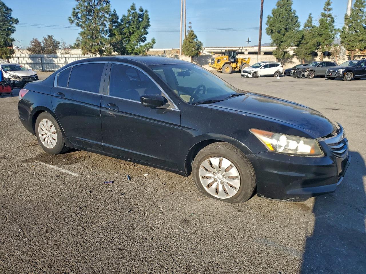 2011 HONDA ACCORD LX photo 4