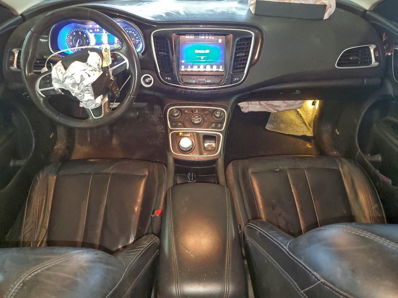 2015 CHRYSLER 200 C photo 8