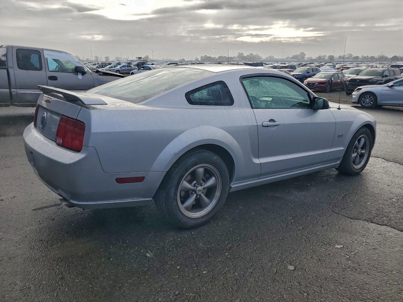 2005 FORD MUSTANG GT photo 7