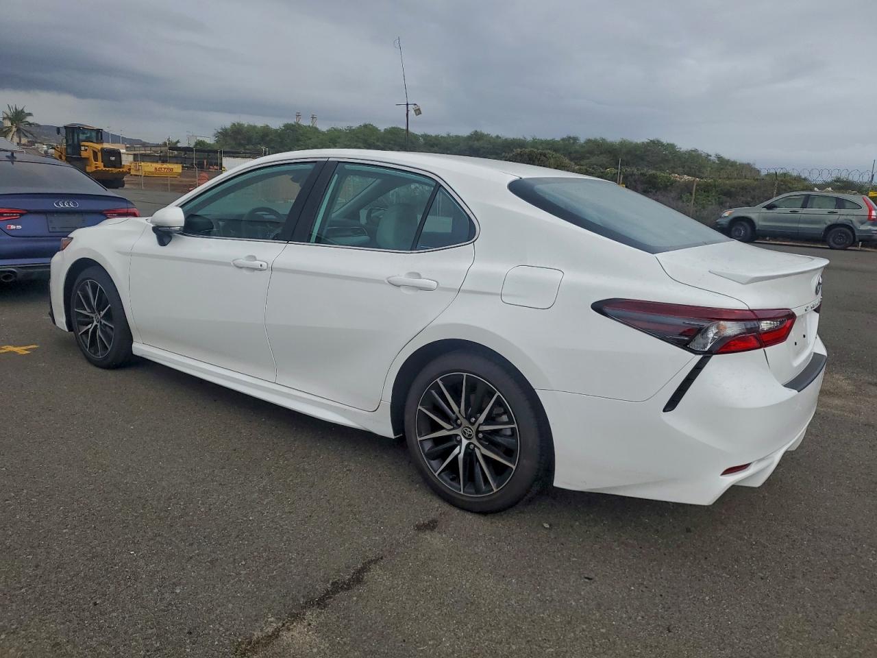 2024 TOYOTA CAMRY SE NIGHT SHADE photo 3