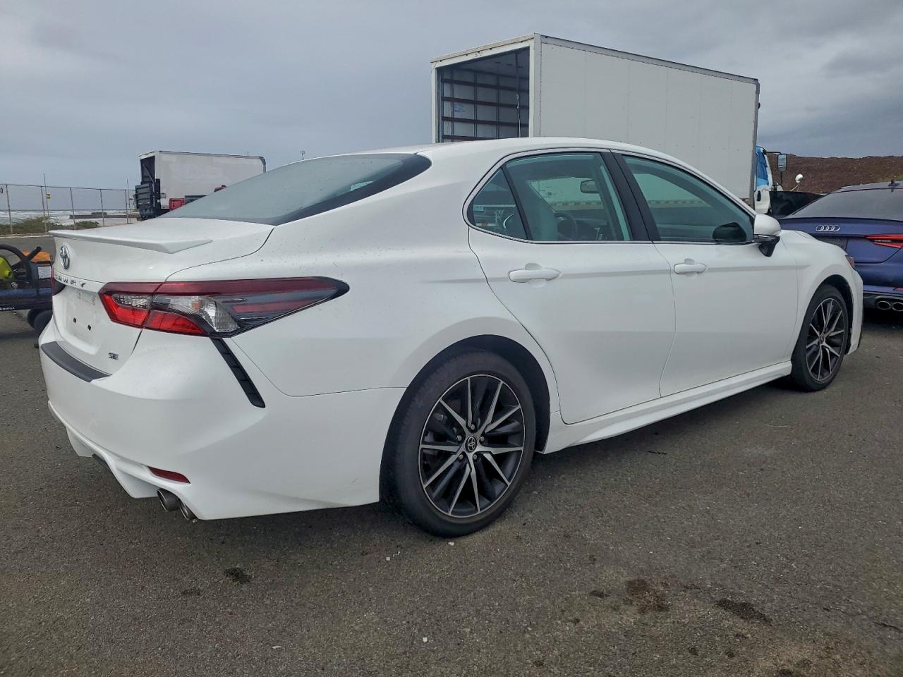 2024 TOYOTA CAMRY SE NIGHT SHADE photo 5