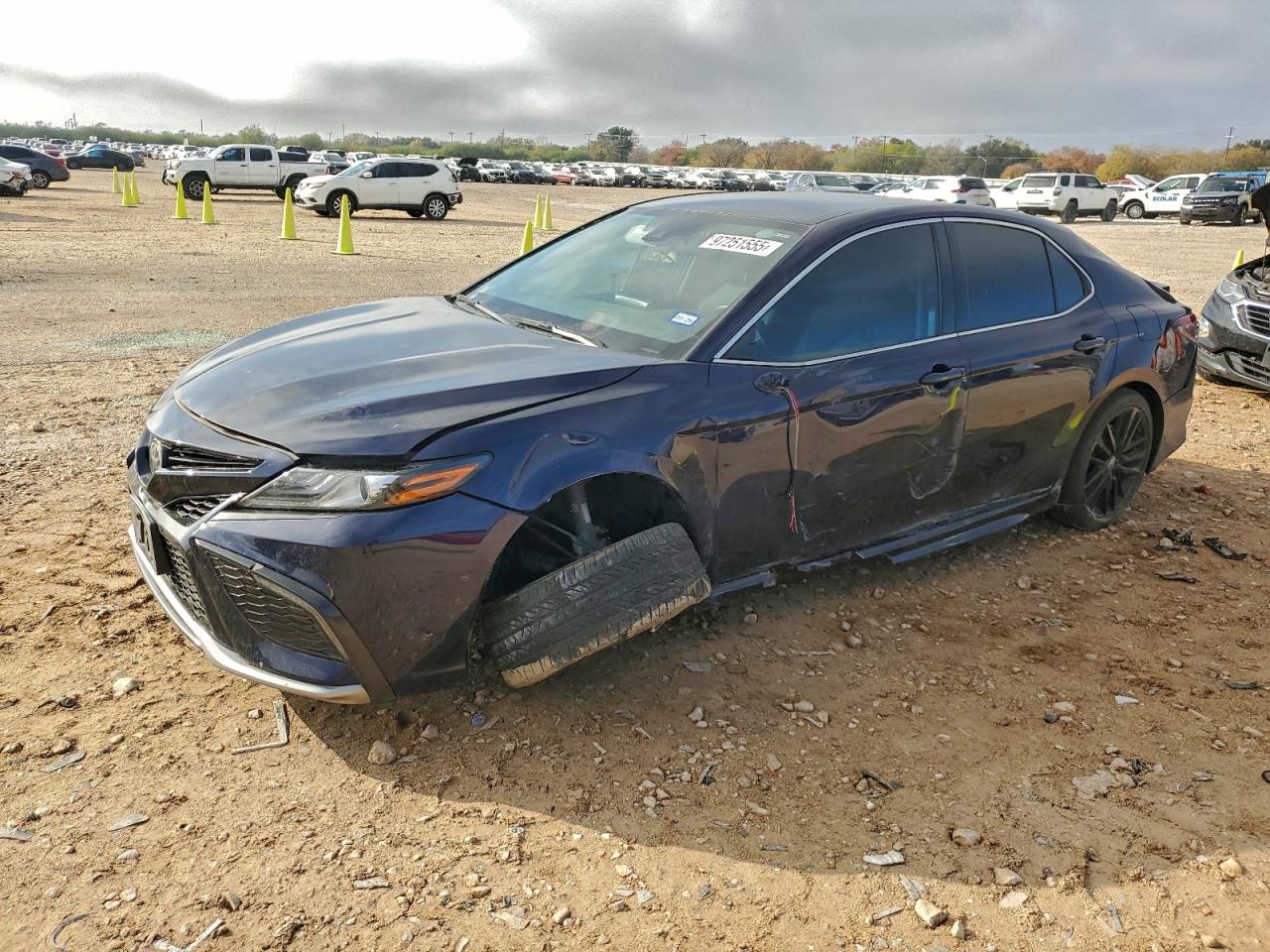 2022 TOYOTA CAMRY