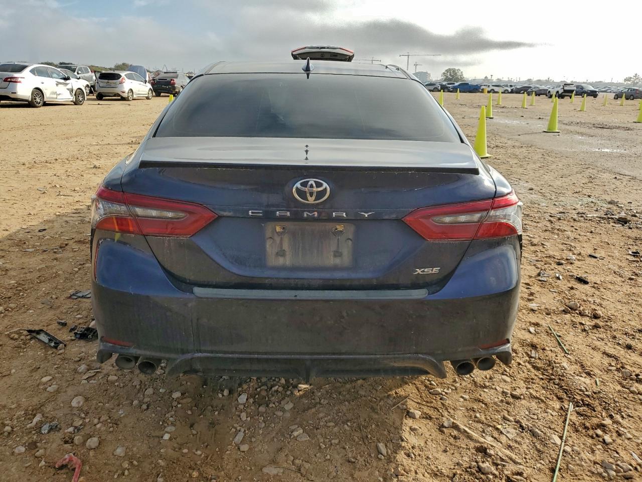 2022 TOYOTA CAMRY XSE photo 16