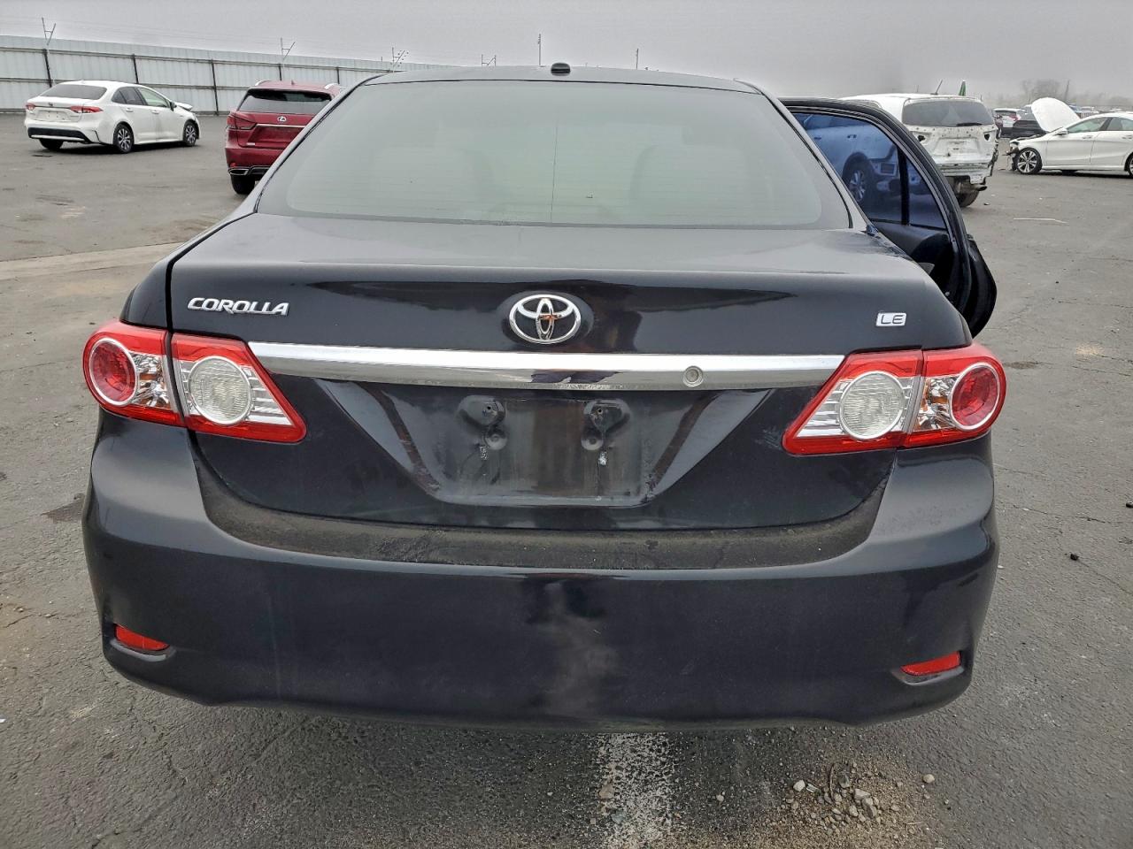 2011 TOYOTA COROLLA BASE photo 11