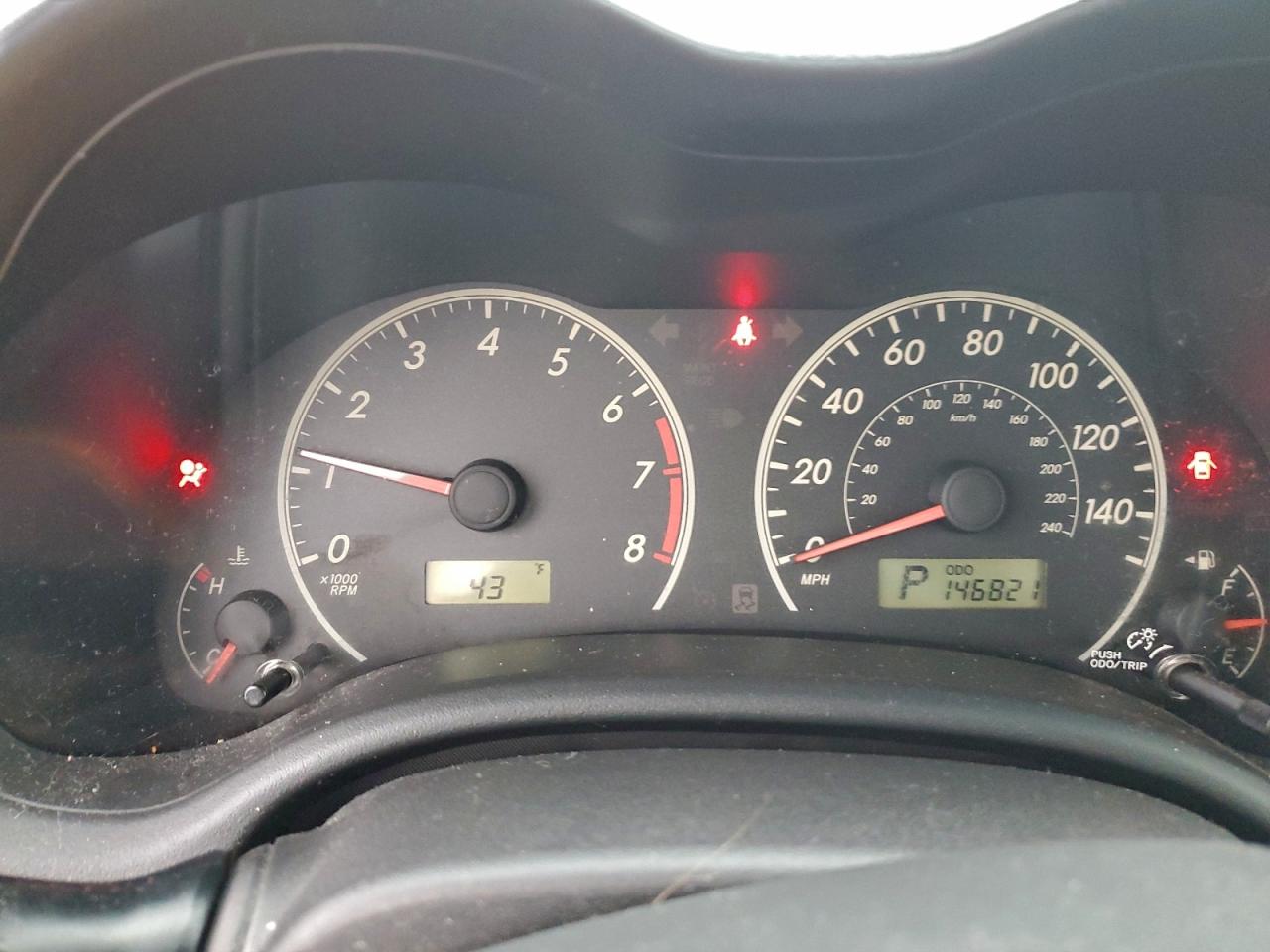 2011 TOYOTA COROLLA BASE photo 17