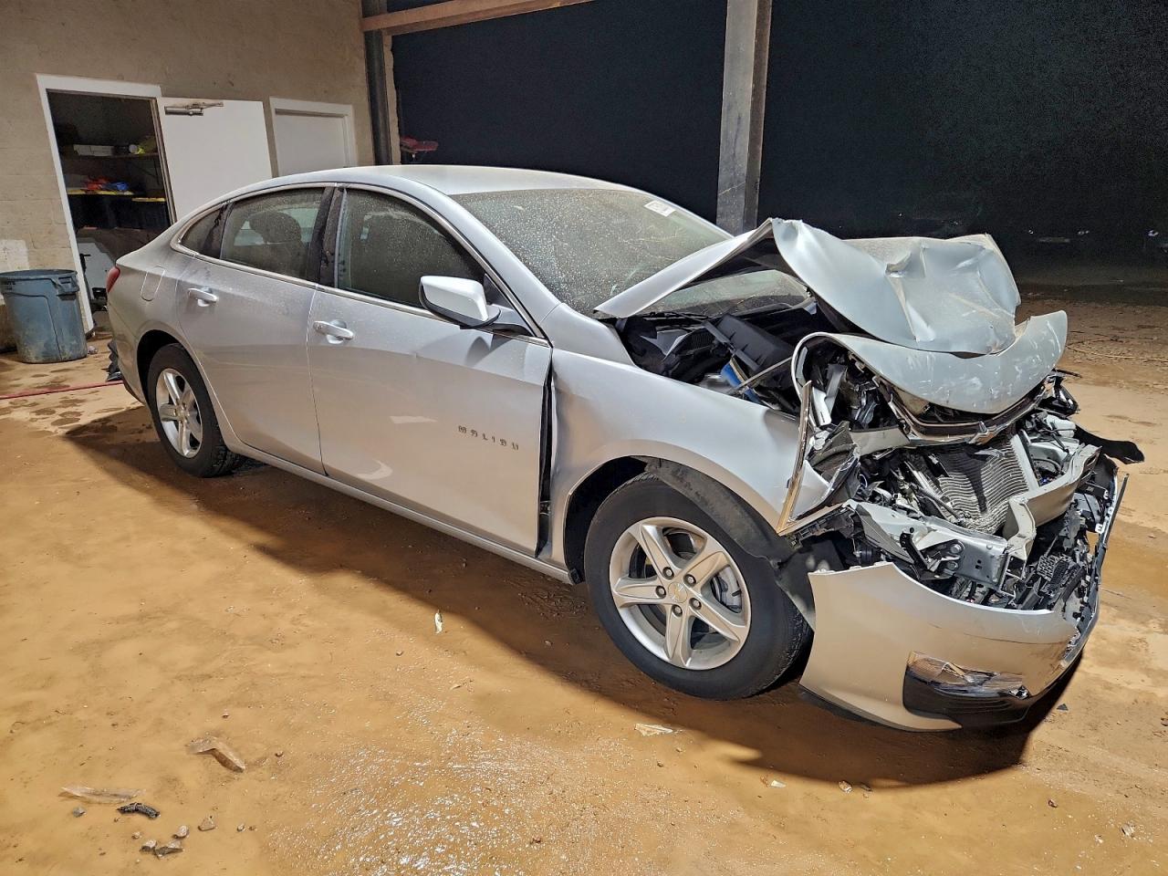 2020 CHEVROLET MALIBU LS photo 4