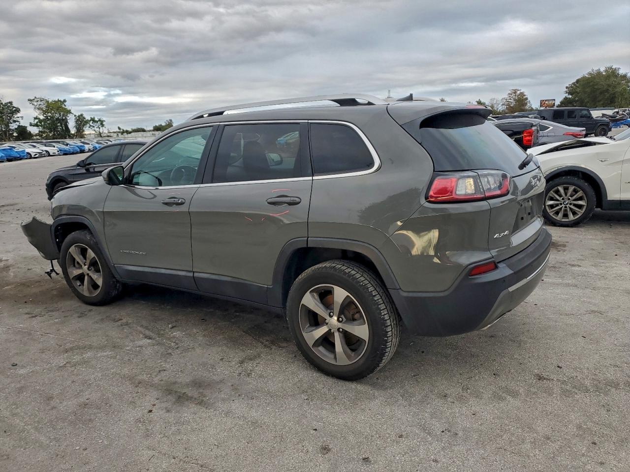 2019 JEEP CHEROKEE LIMITED photo 5