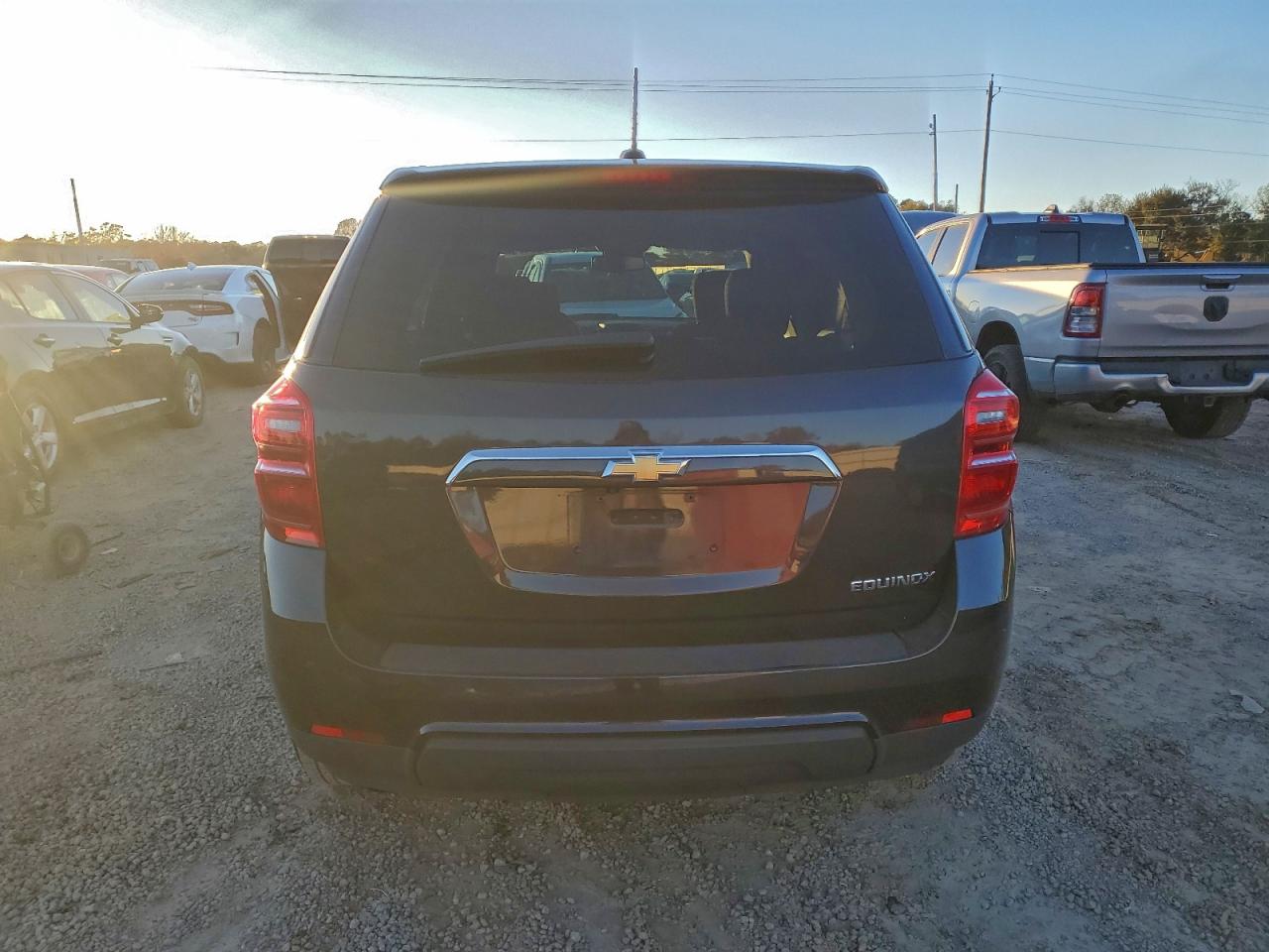 2016 CHEVROLET EQUINOX LS photo 11