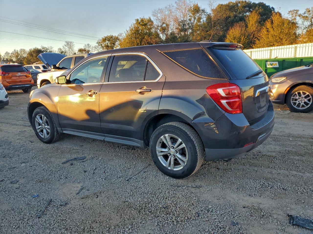 2016 CHEVROLET EQUINOX LS photo 3