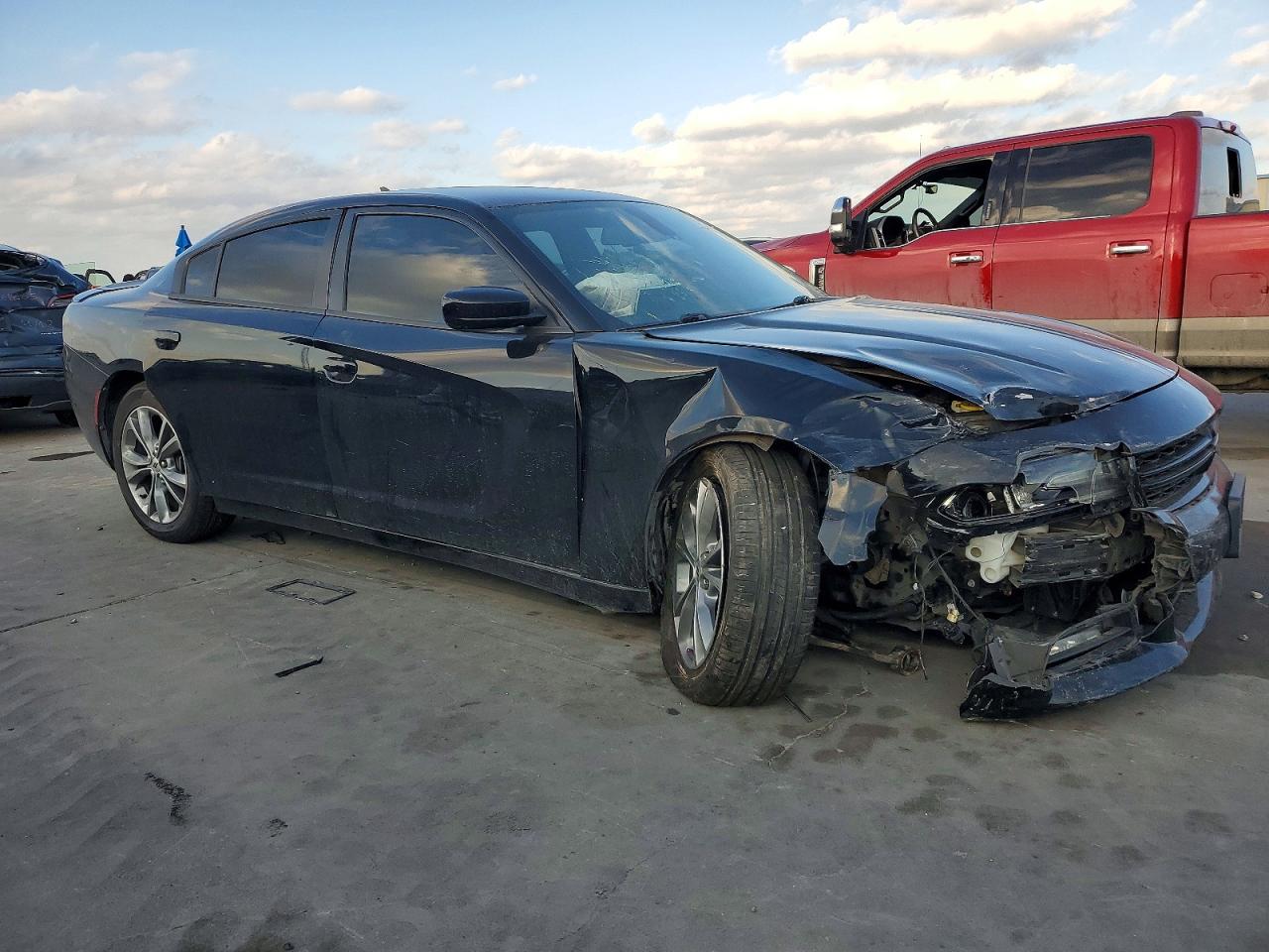 2020 DODGE CHARGER SXT photo 13
