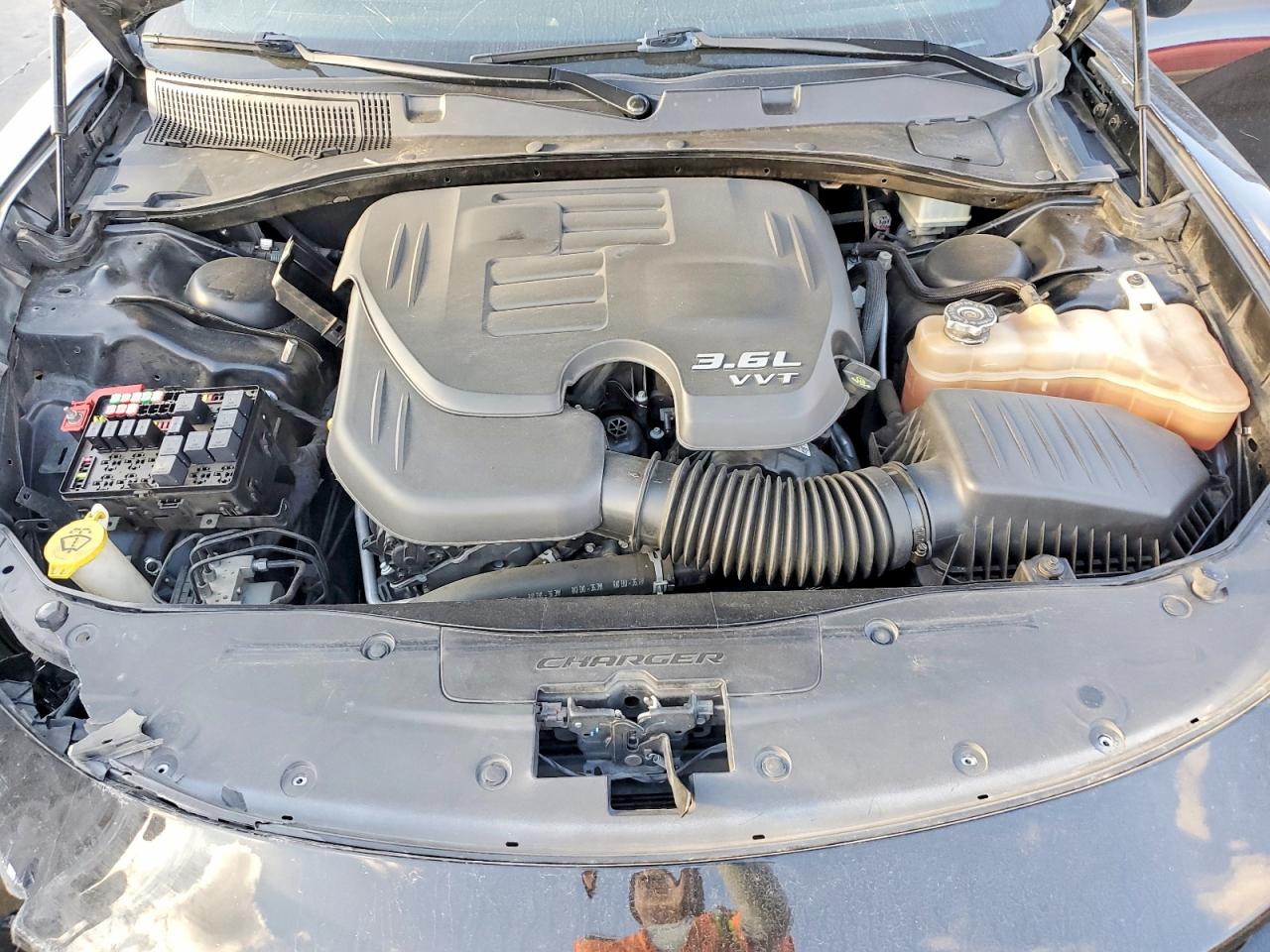 2020 DODGE CHARGER SXT photo 41