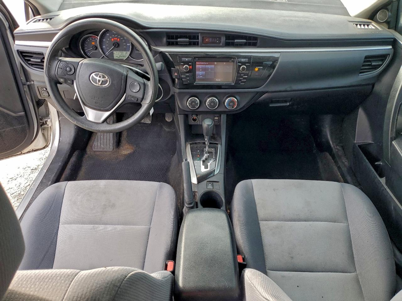 2016 TOYOTA COROLLA L photo 22