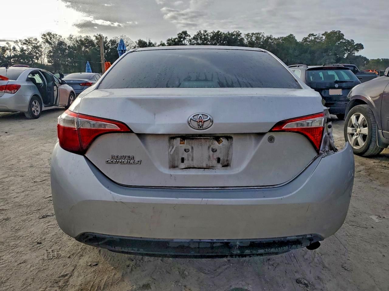 2016 TOYOTA COROLLA L photo 16