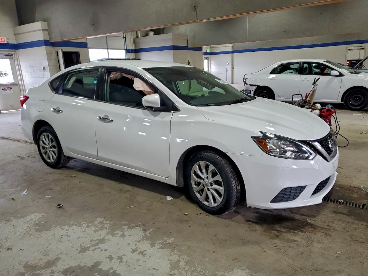 2019 NISSAN SENTRA S photo 4