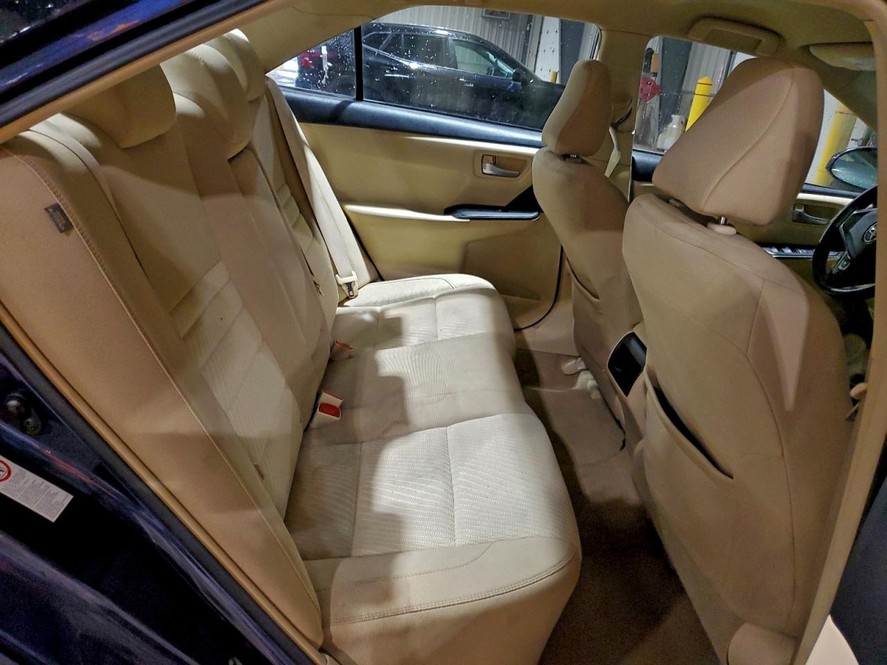 2017 TOYOTA CAMRY LE photo 28