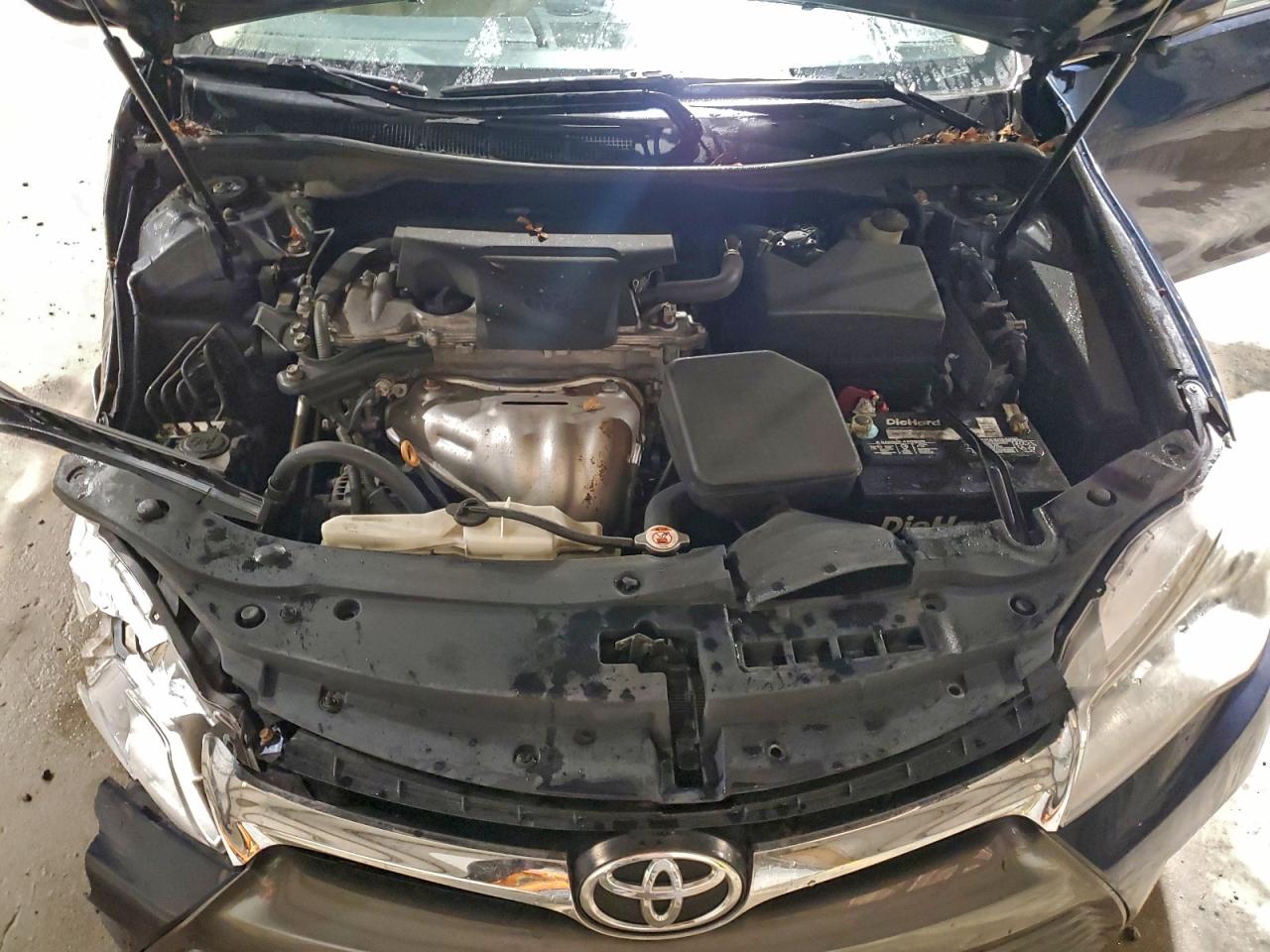 2017 TOYOTA CAMRY LE photo 31