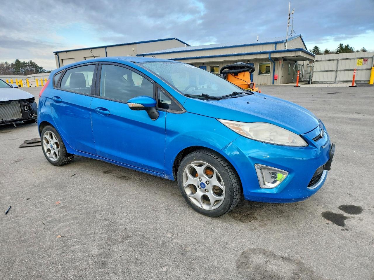 2012 FORD FIESTA SES photo 10